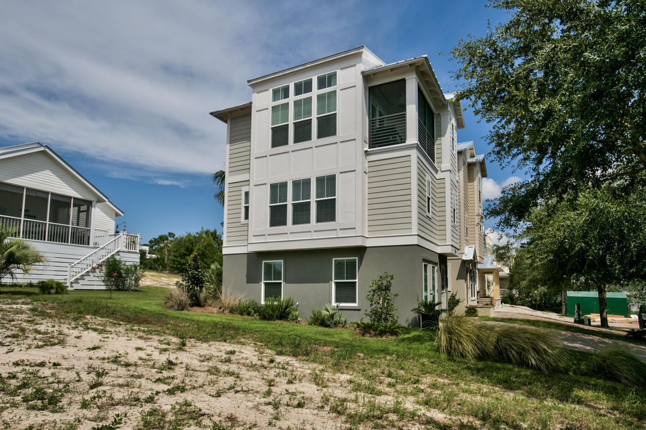 VILLAGE AT BLUE MOUNTAIN BEACH - Residential