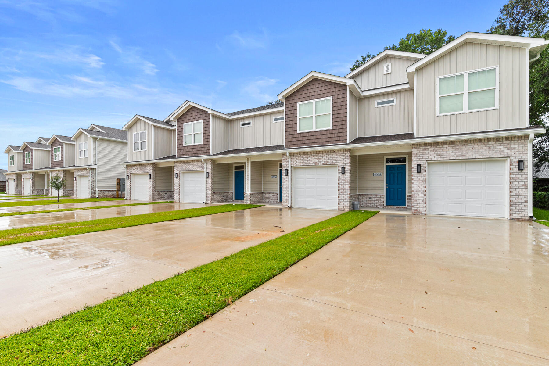 Under Construction, brand new townhomes in central Fort Walton Beach to be completed February 2026! Take a look at what brand new home ownership could look like at Lot 10 Kenzie Lane in Fort Walton Beach. With three bedrooms, two and a half bathrooms, a private patio and garage, this unit could be yours today. Seller is offering $12,000 to be used at your discretion- towards closing costs, rate buy down, however you would prefer. Seller is also including all kitchen appliances (yes, even a refrigerator!) and blinds in all new townhomes! Reach out to your favorite agent today to schedule a walk through today! Homes pictured are a similar project they do not reflect current construction status.