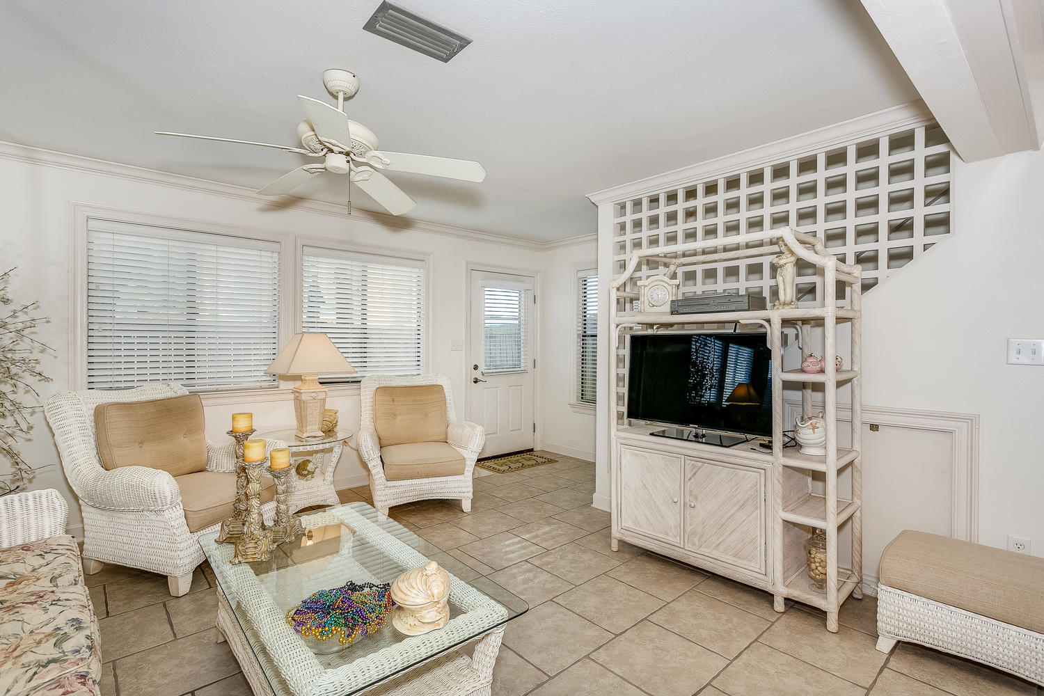 SUGAR BEACH T/H - Residential