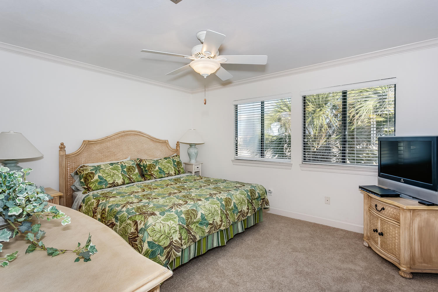 SUGAR BEACH T/H - Residential