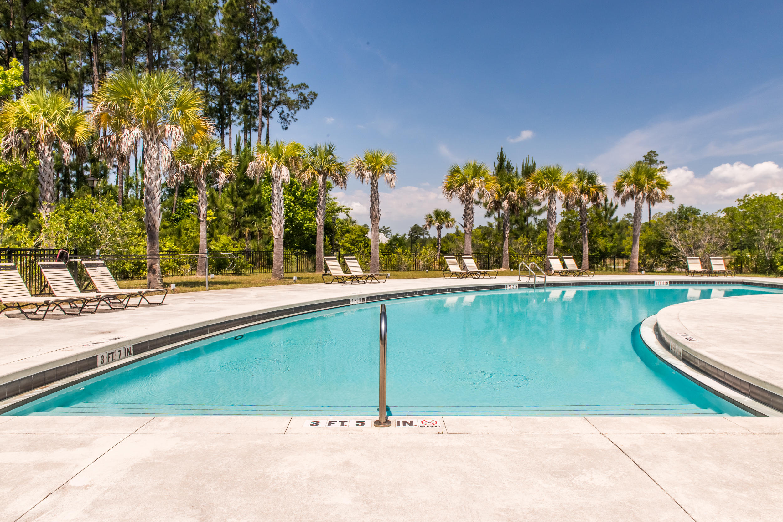 VERANDAS AT FREEPORT - Residential