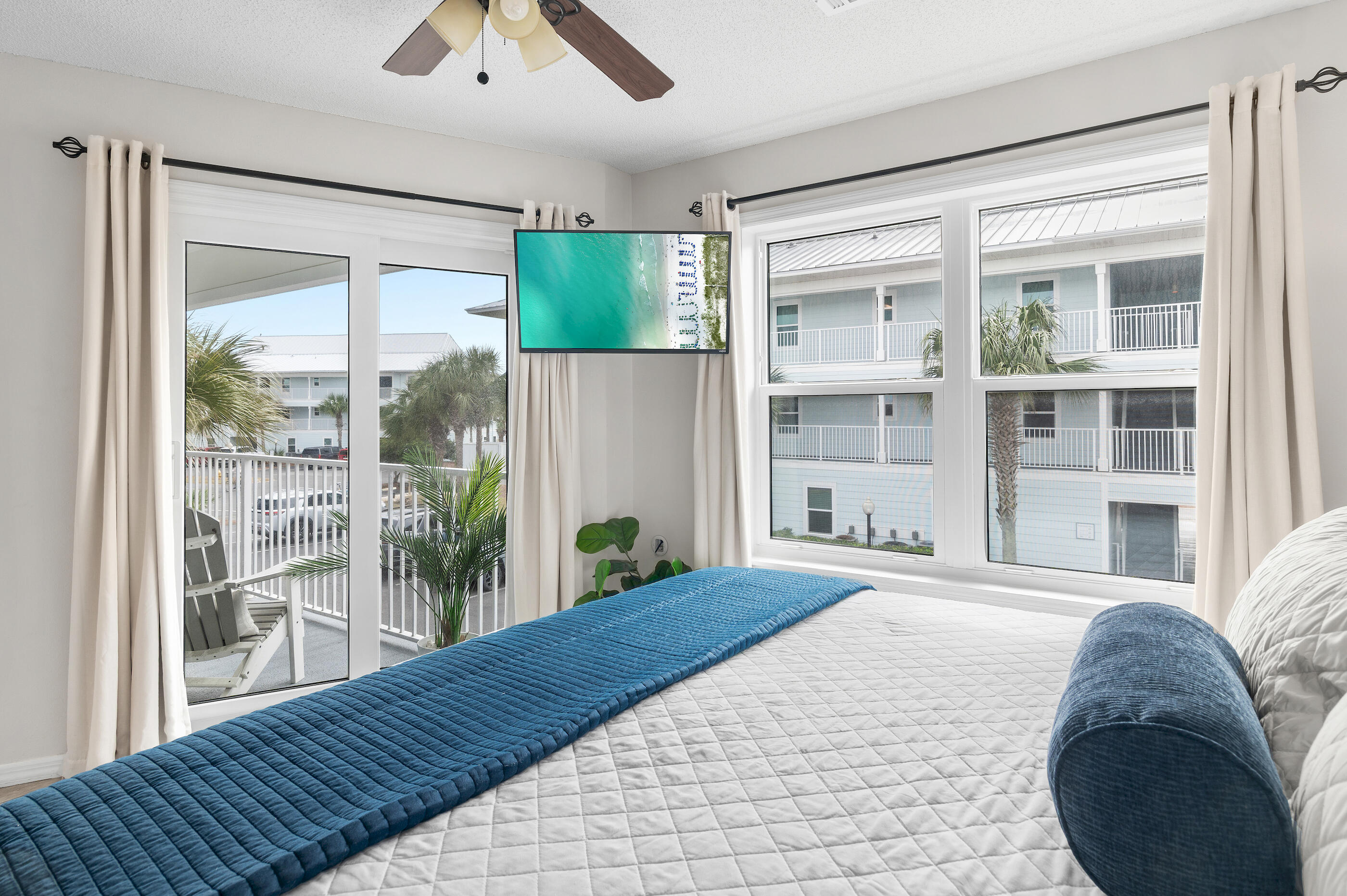 BEACHSIDE VILLAS CONDO - Residential