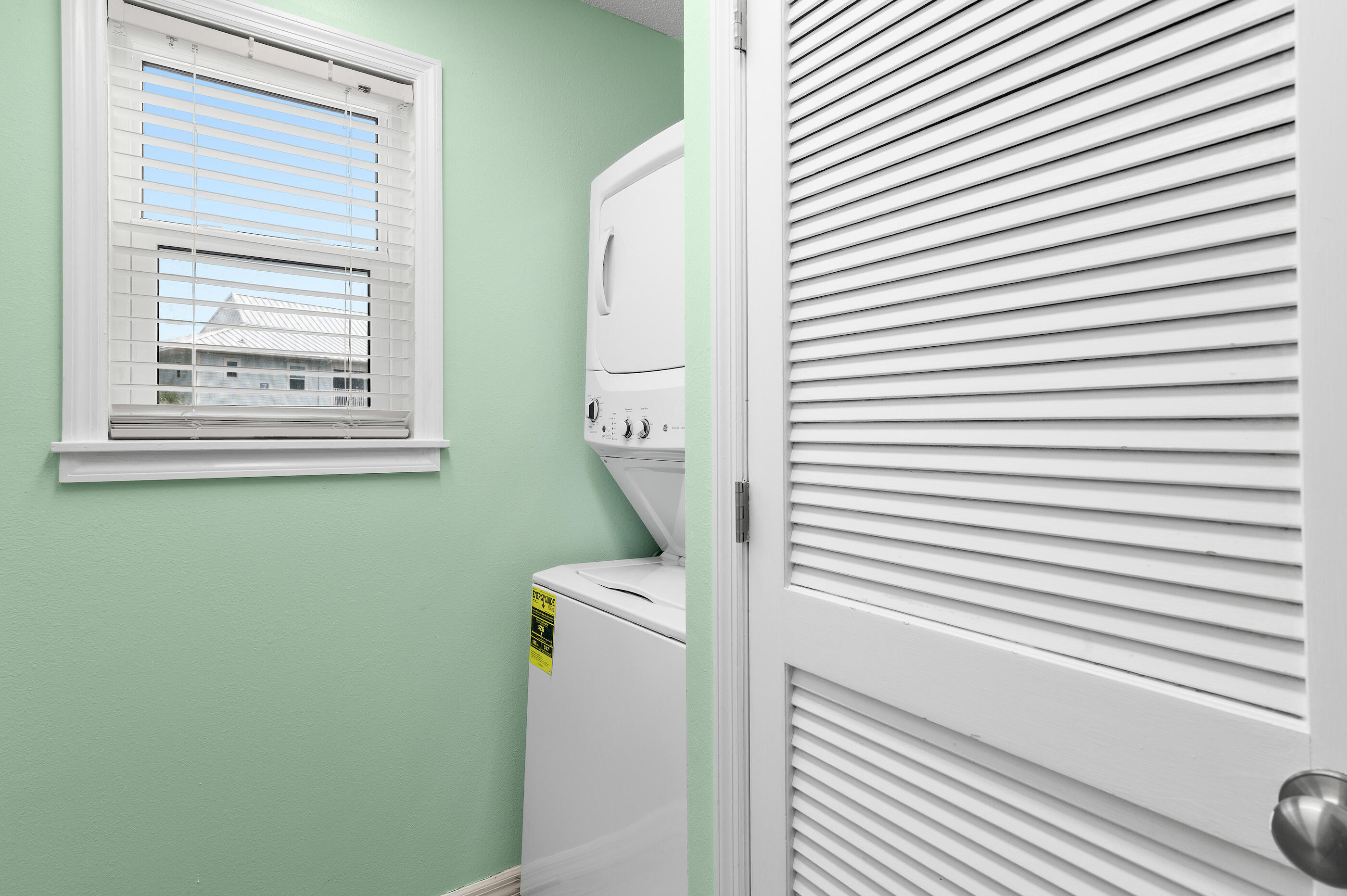 BEACHSIDE VILLAS CONDO - Residential