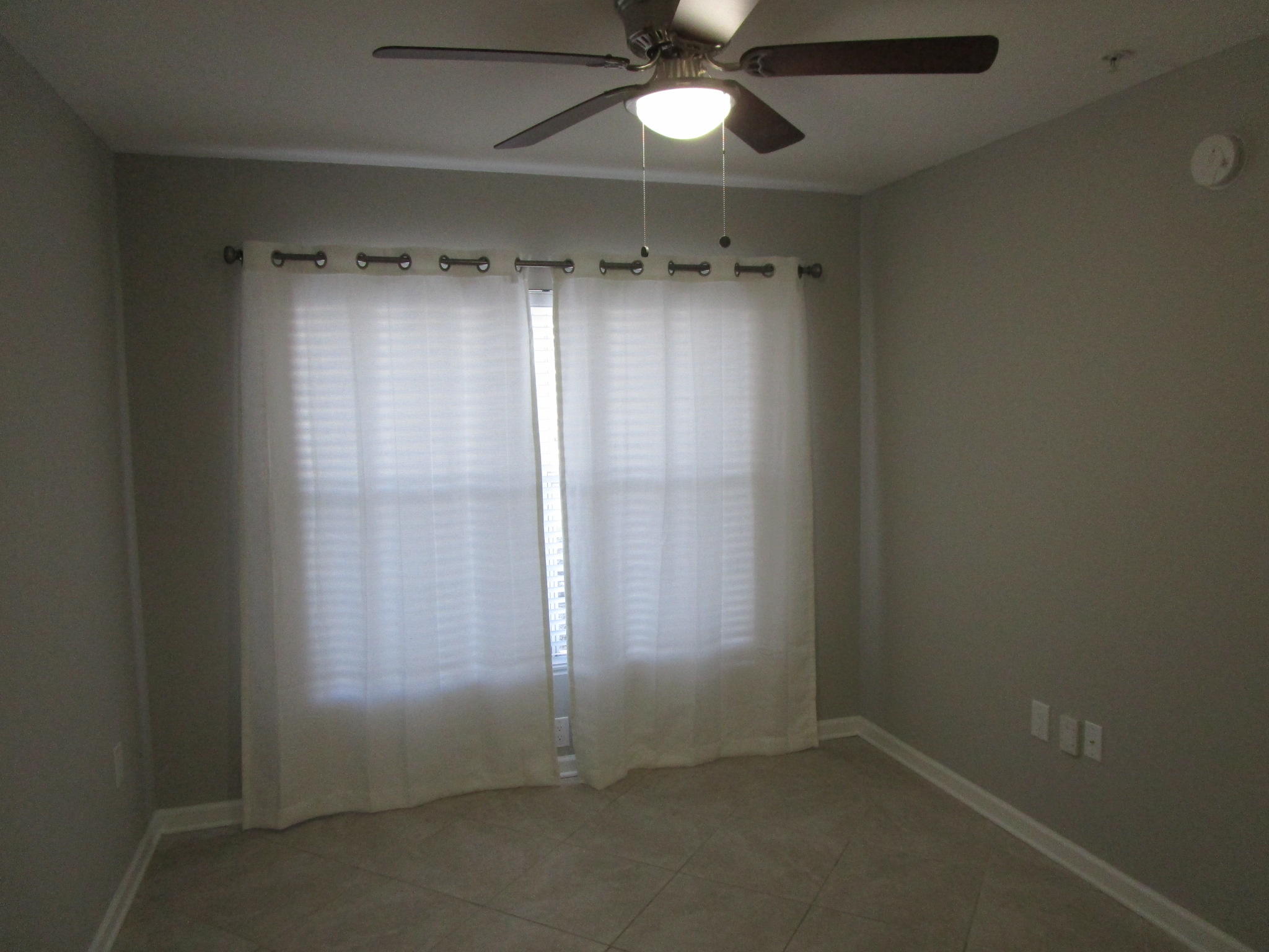 FLORIDA CLUB - Residential Lease