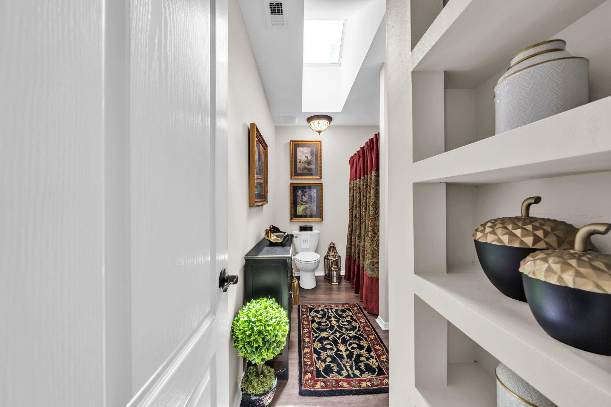 SHALIMAR COMMONS - Residential