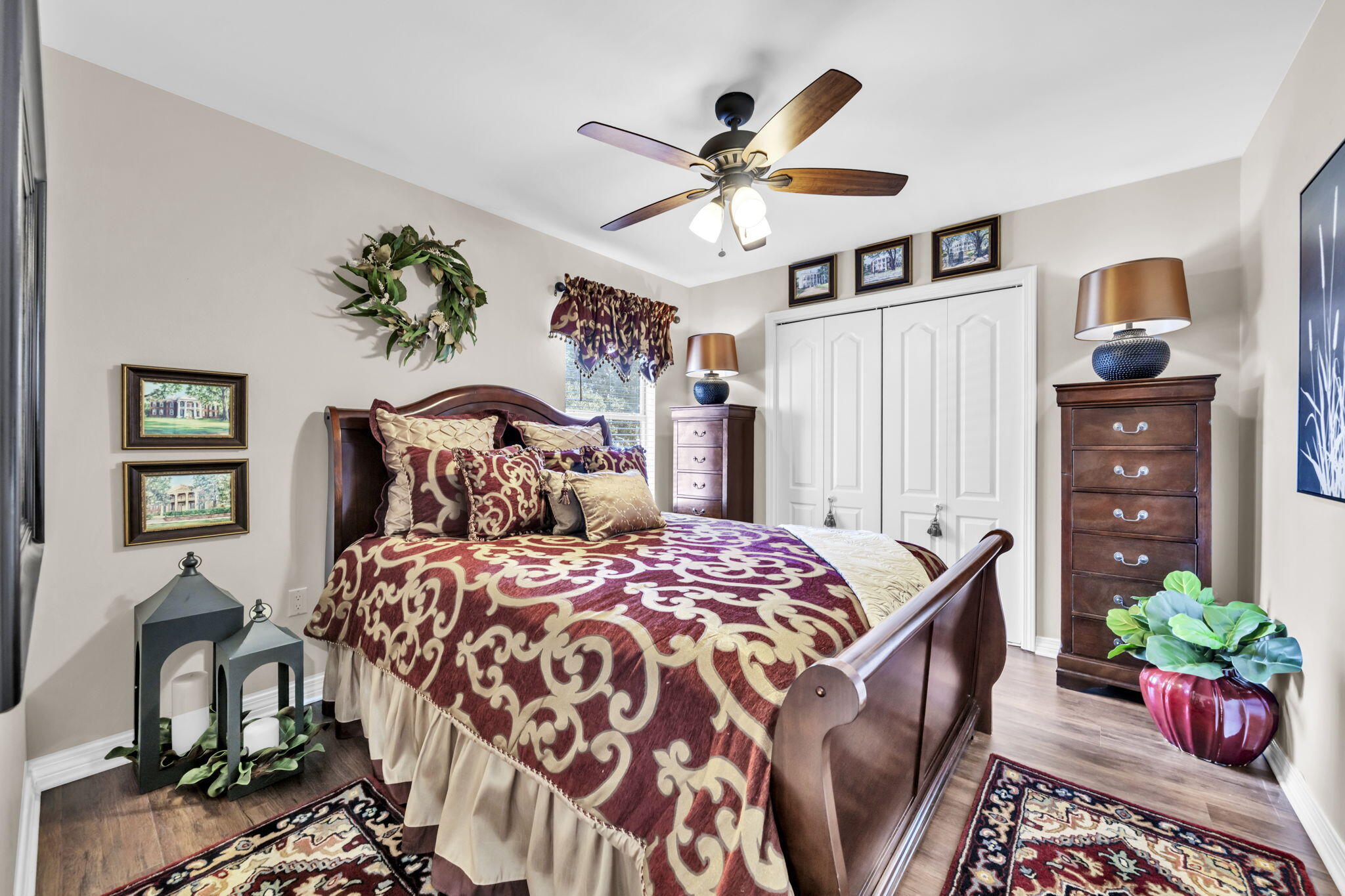 SHALIMAR COMMONS - Residential