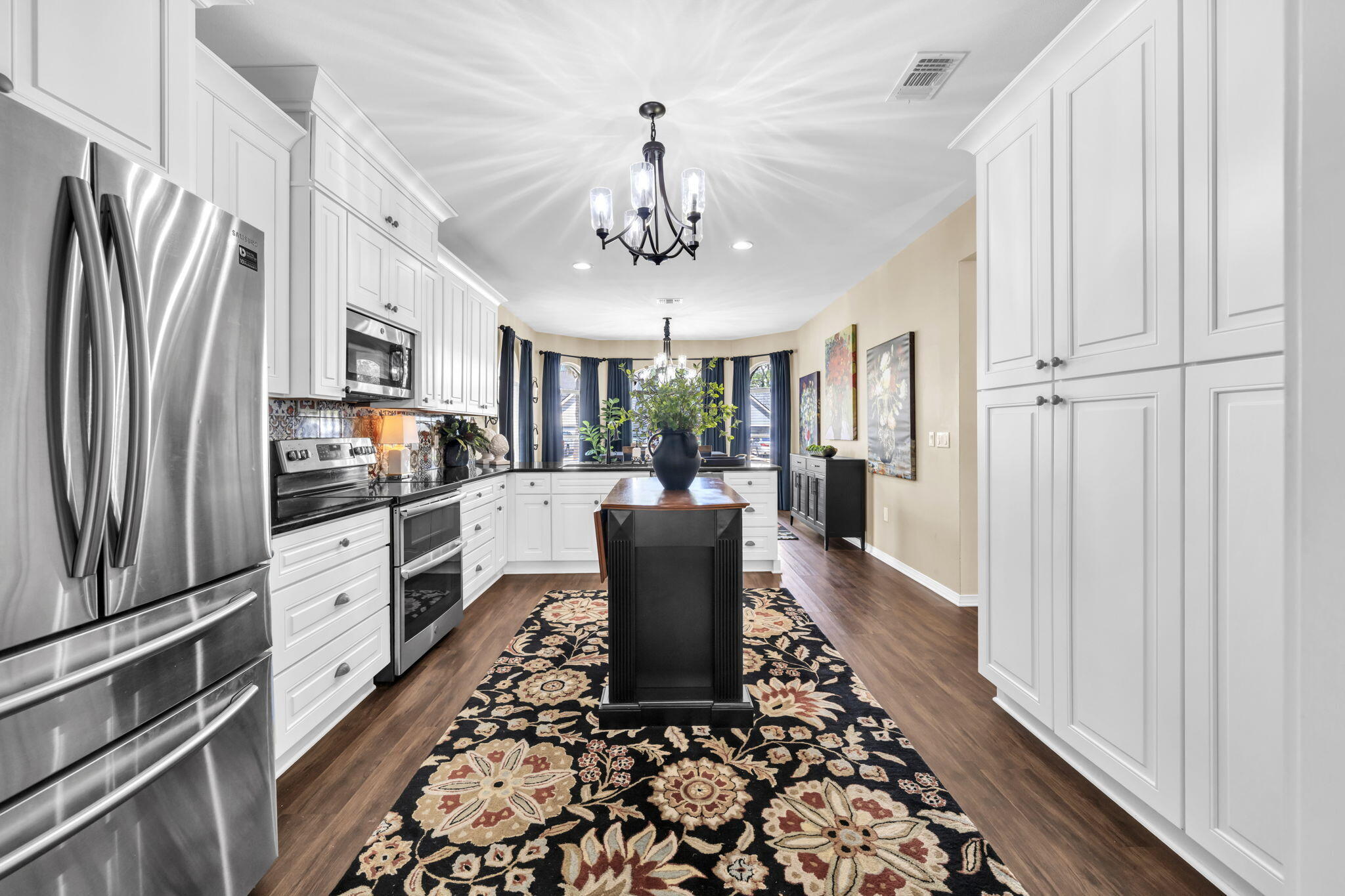 SHALIMAR COMMONS - Residential