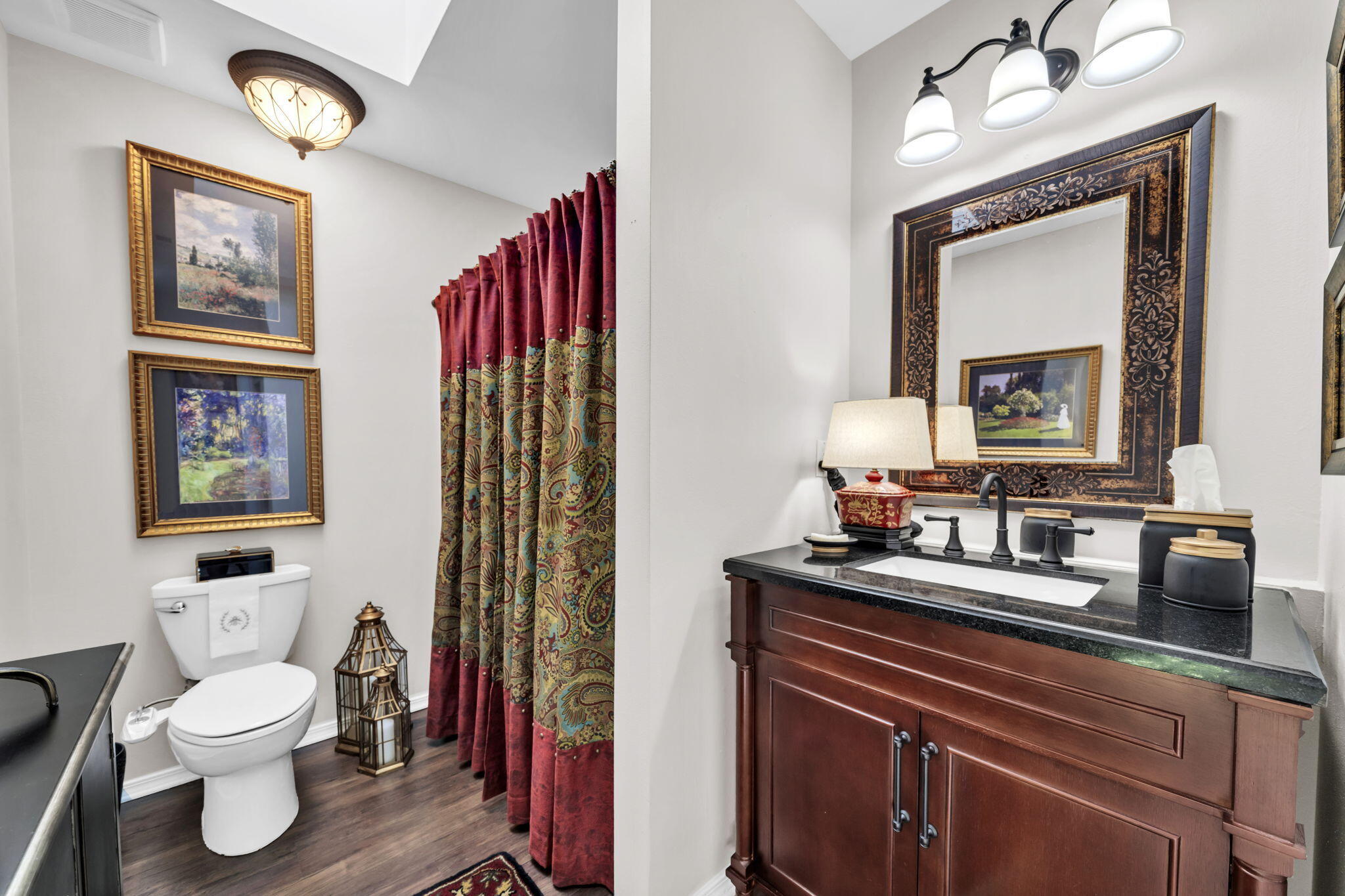 SHALIMAR COMMONS - Residential