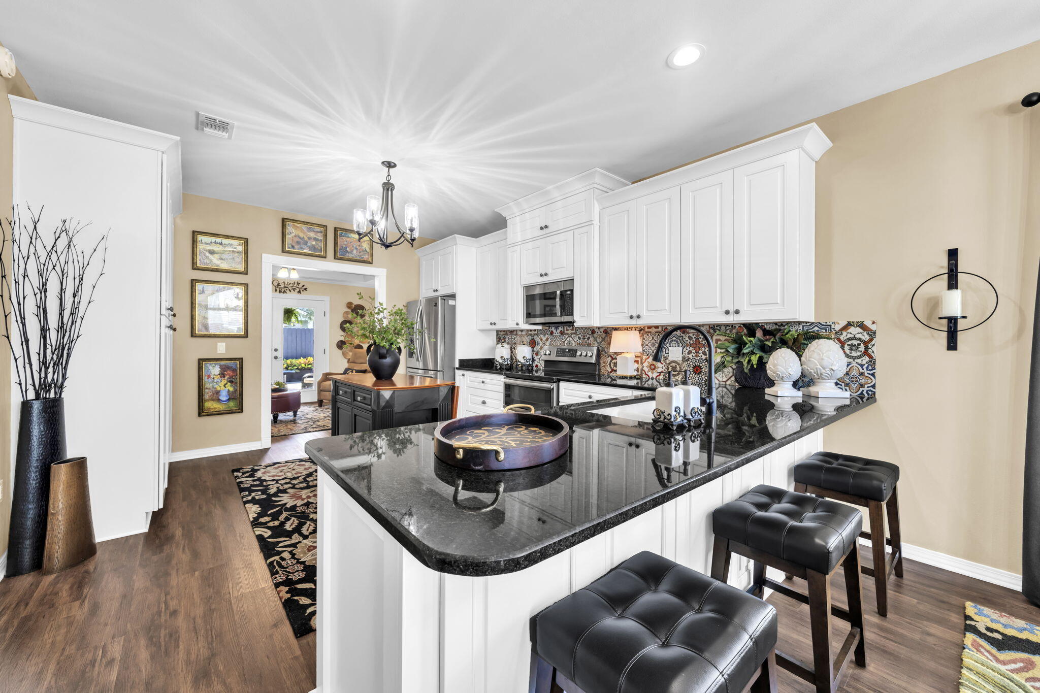 SHALIMAR COMMONS - Residential