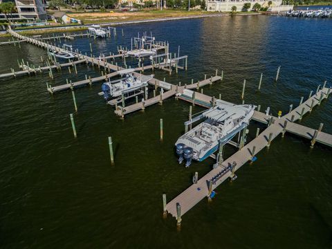 A home in Fort Walton Beach