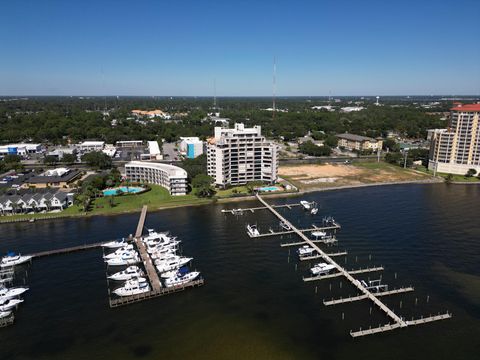 A home in Fort Walton Beach