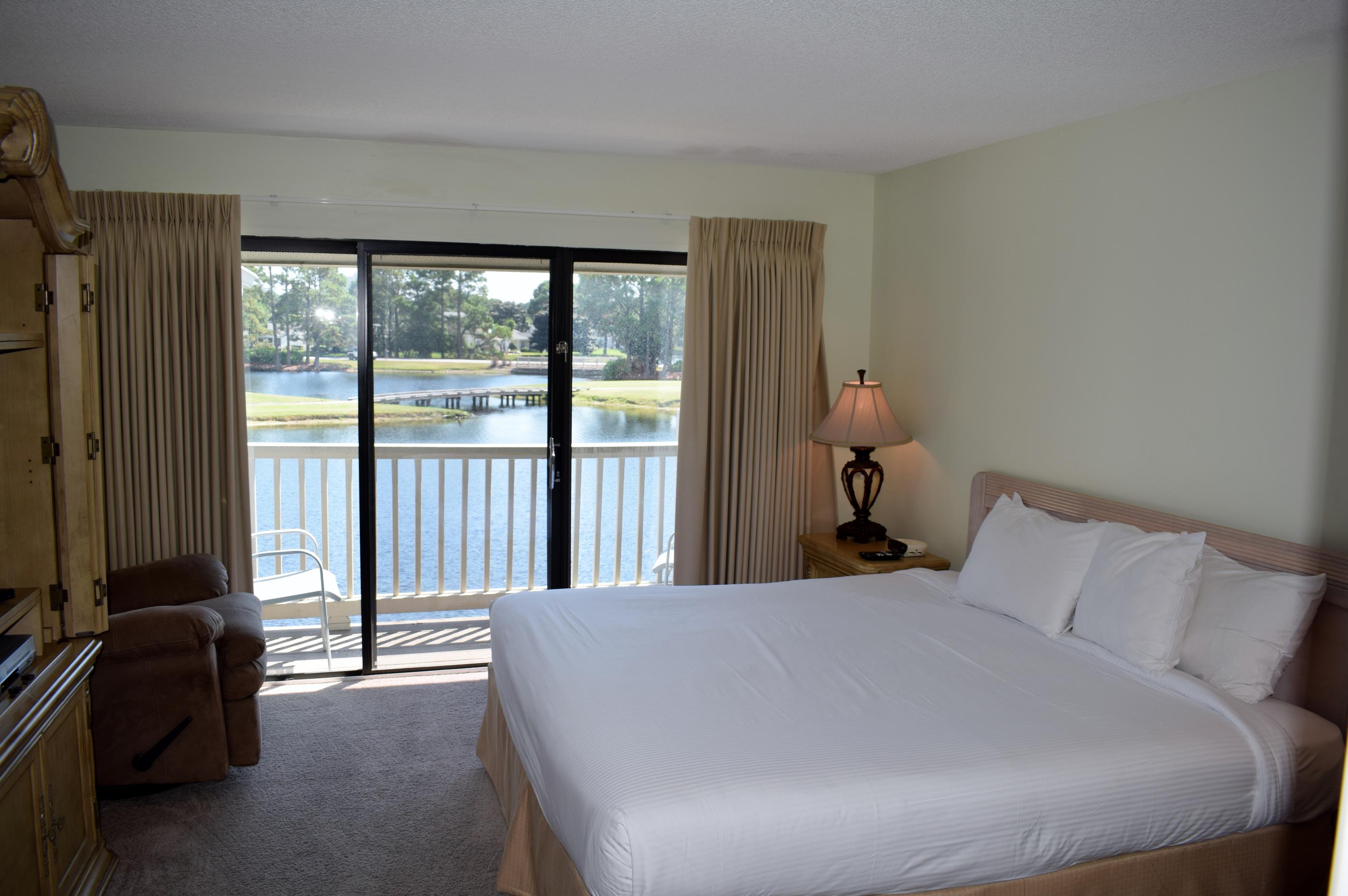 HARBOUR POINT CONDO - Residential Lease
