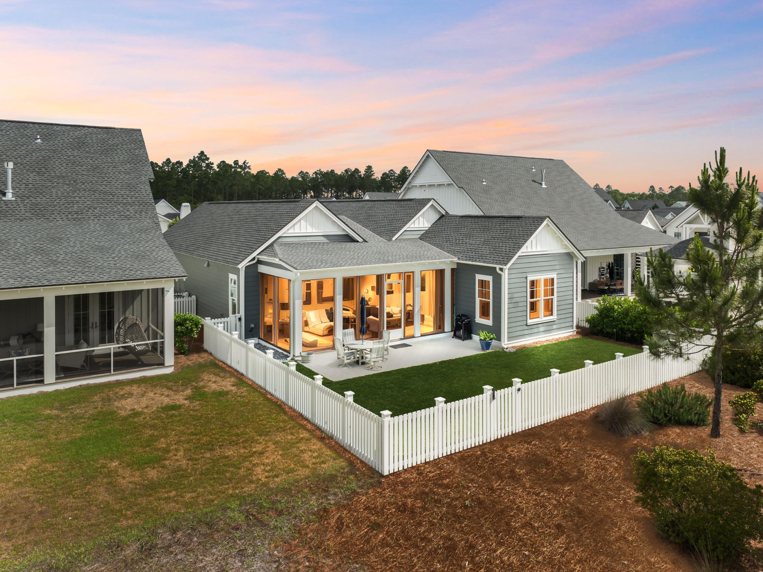 WATERSOUND ORIGINS - Residential