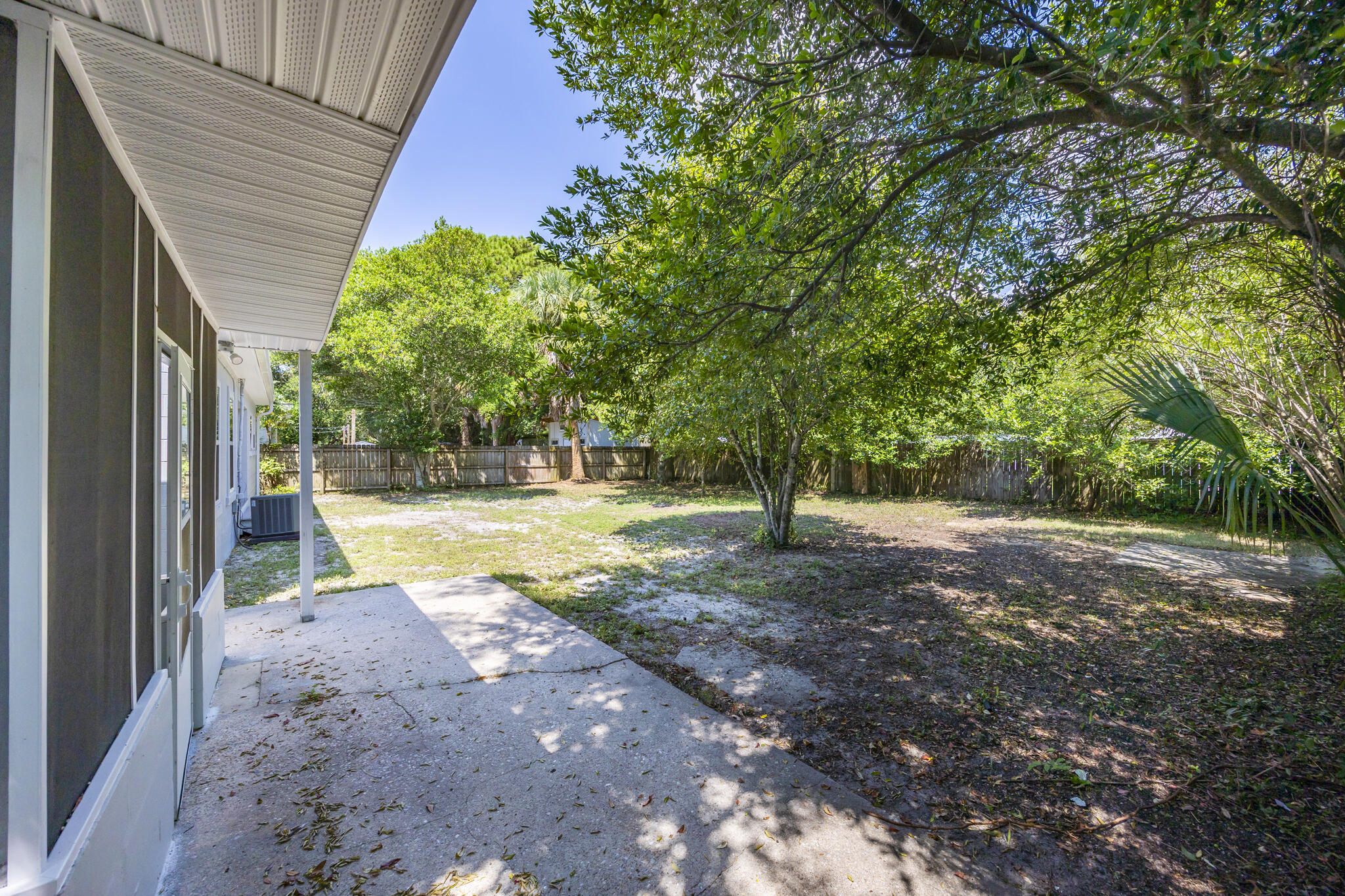 ELLIOTTS POINT 7TH ADDN - Residential