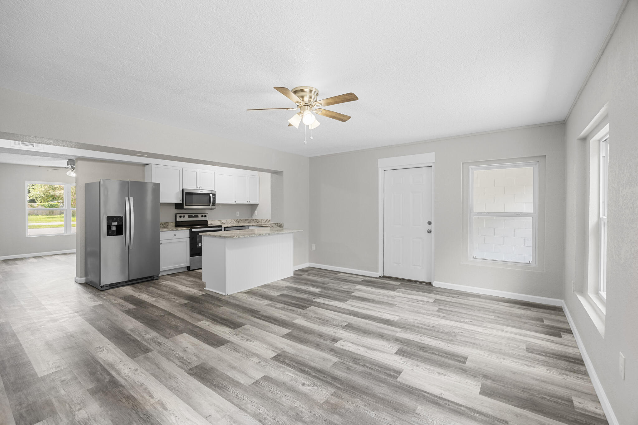 ELLIOTTS POINT 7TH ADDN - Residential