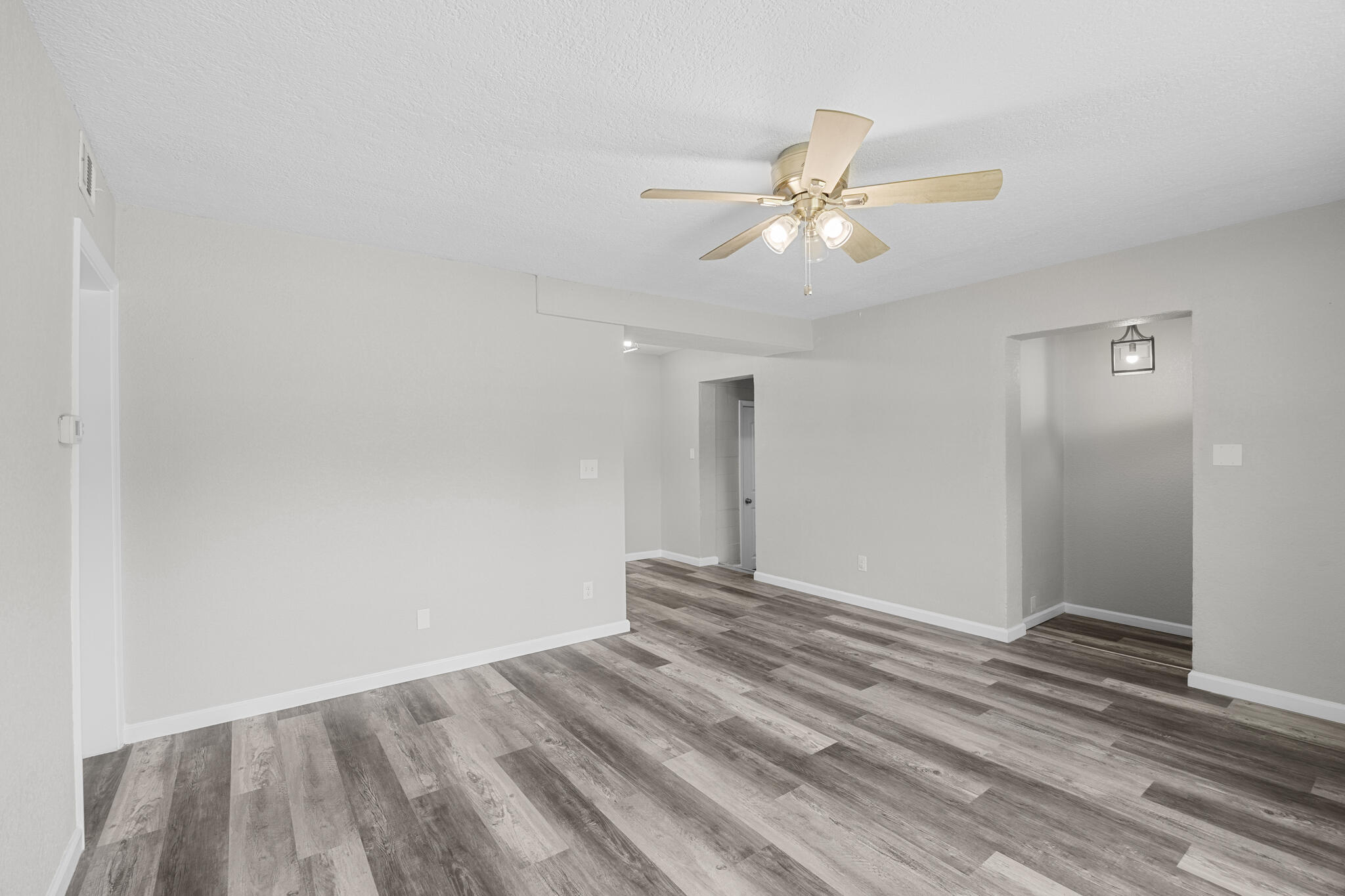 ELLIOTTS POINT 7TH ADDN - Residential