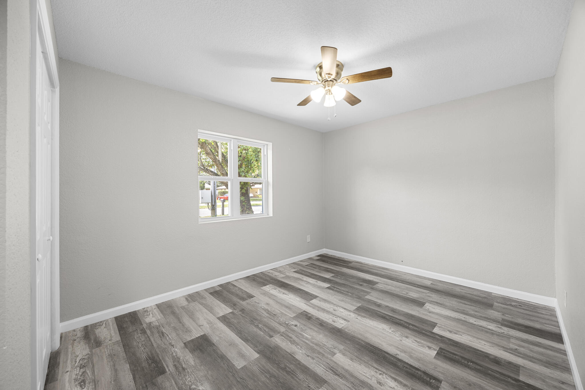 ELLIOTTS POINT 7TH ADDN - Residential