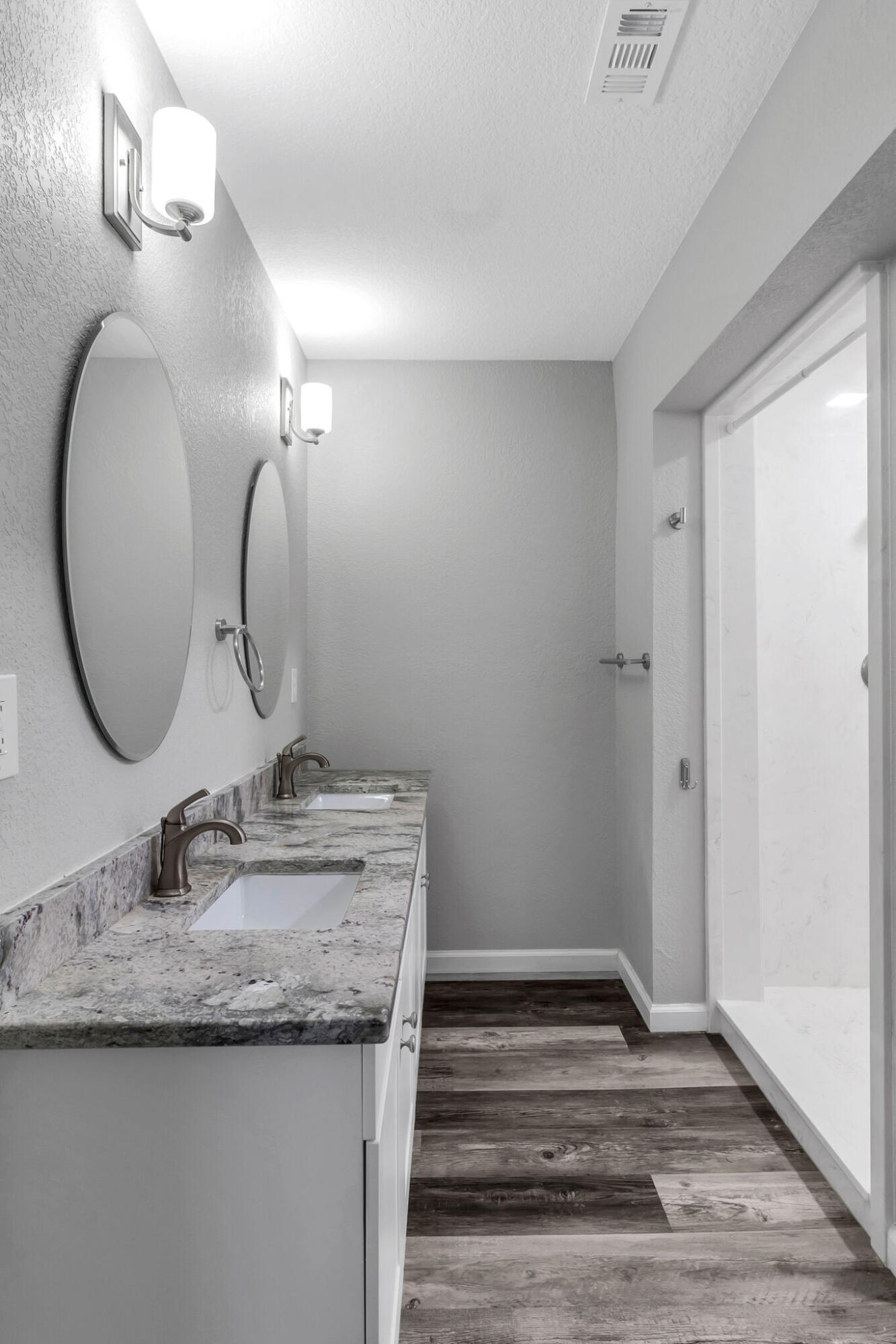 ELLIOTTS POINT 7TH ADDN - Residential