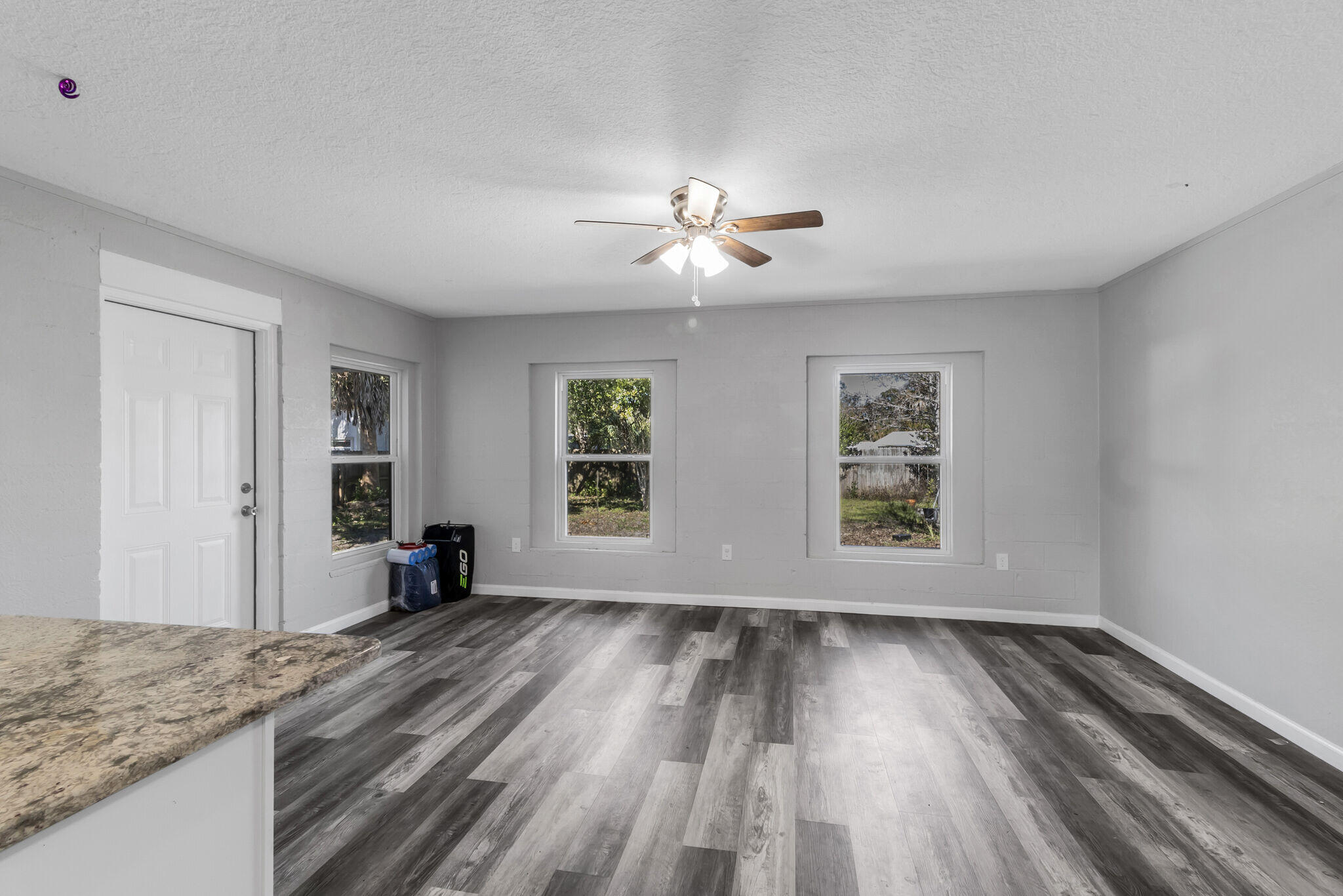 ELLIOTTS POINT 7TH ADDN - Residential