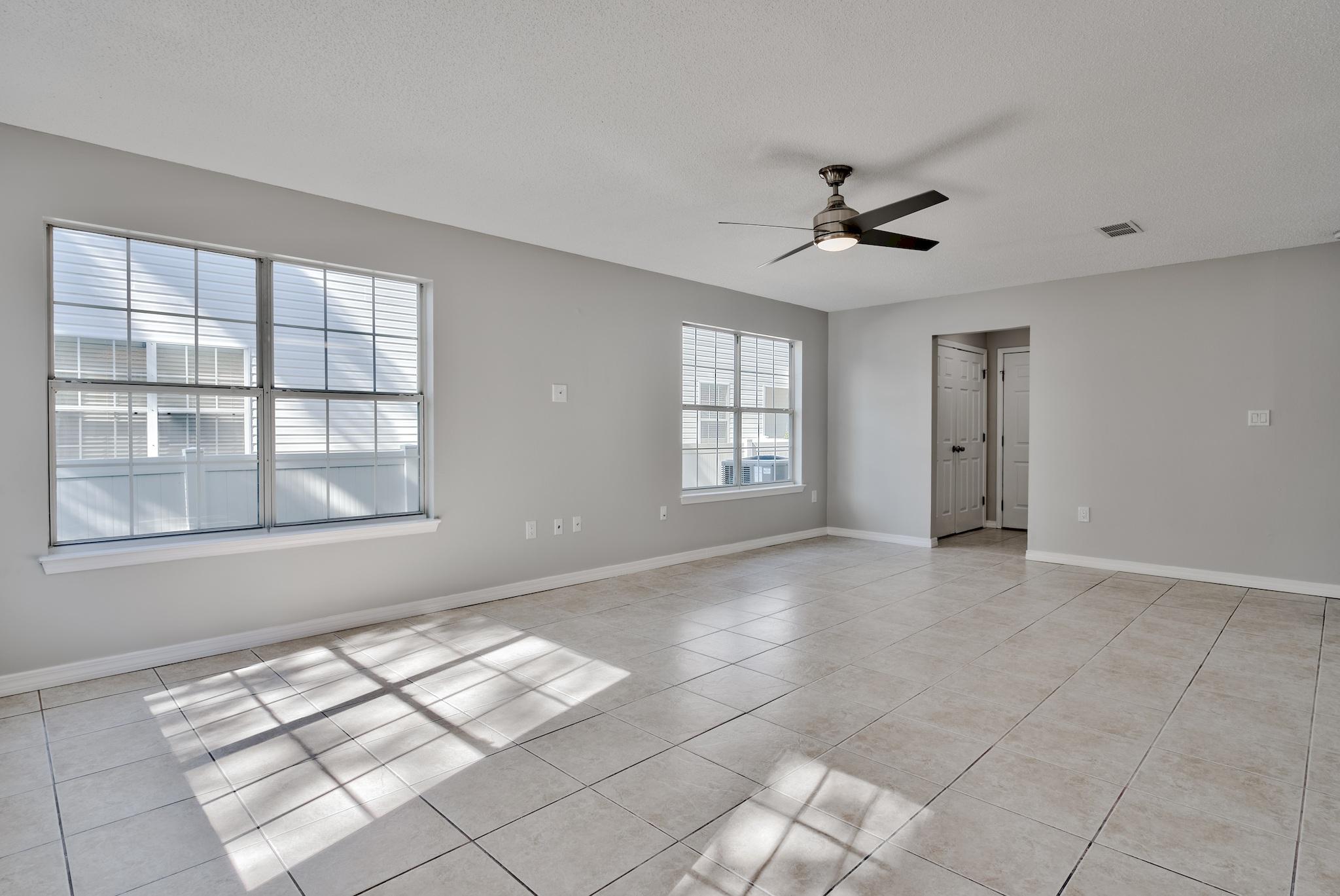 TWIN LAKES ESTATES - Residential