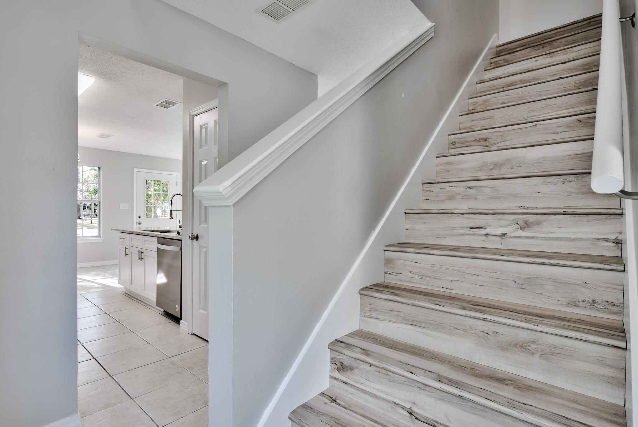 TWIN LAKES ESTATES - Residential