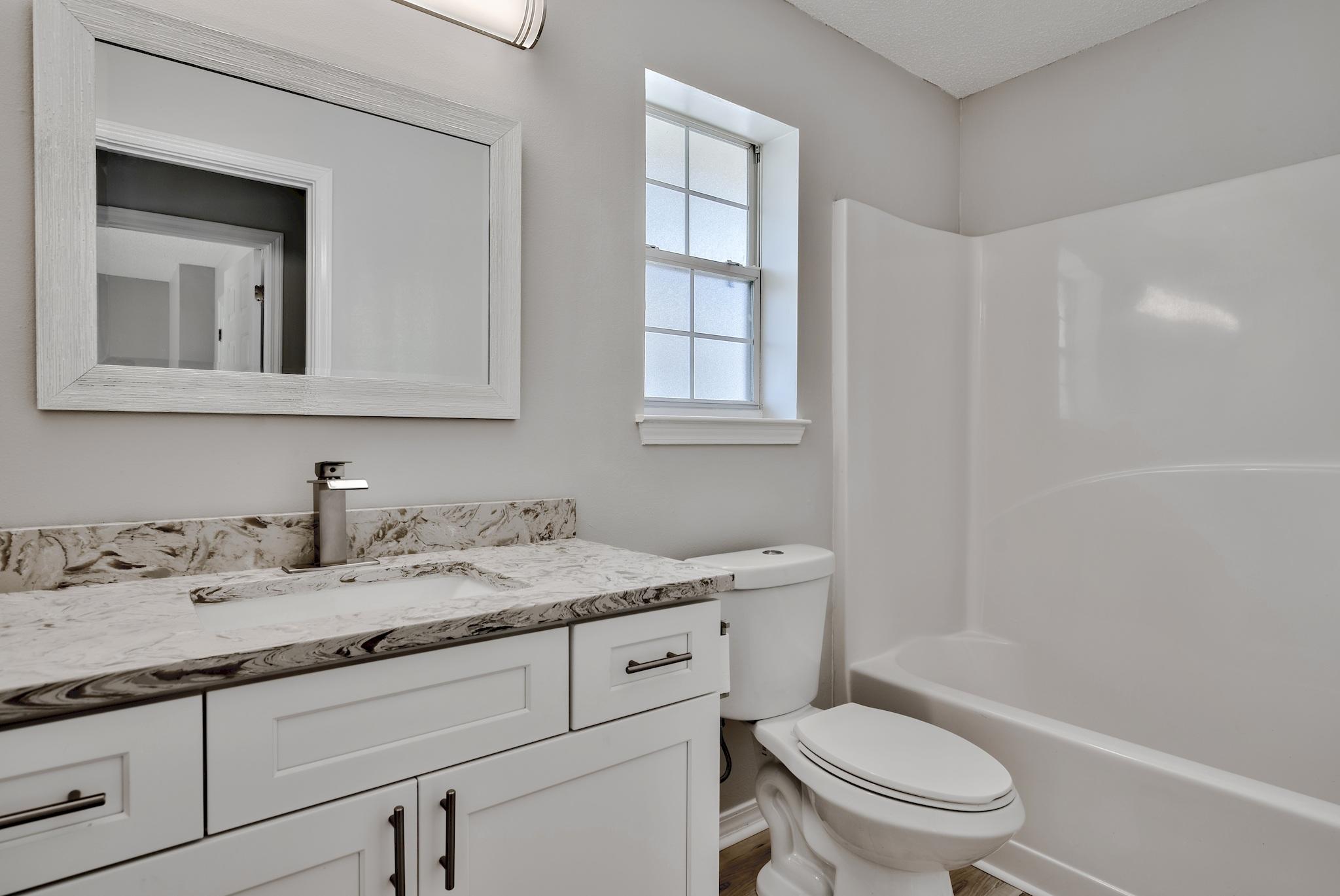 TWIN LAKES ESTATES - Residential