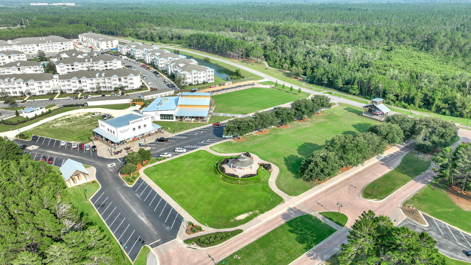 HAMMOCK BAY - Residential