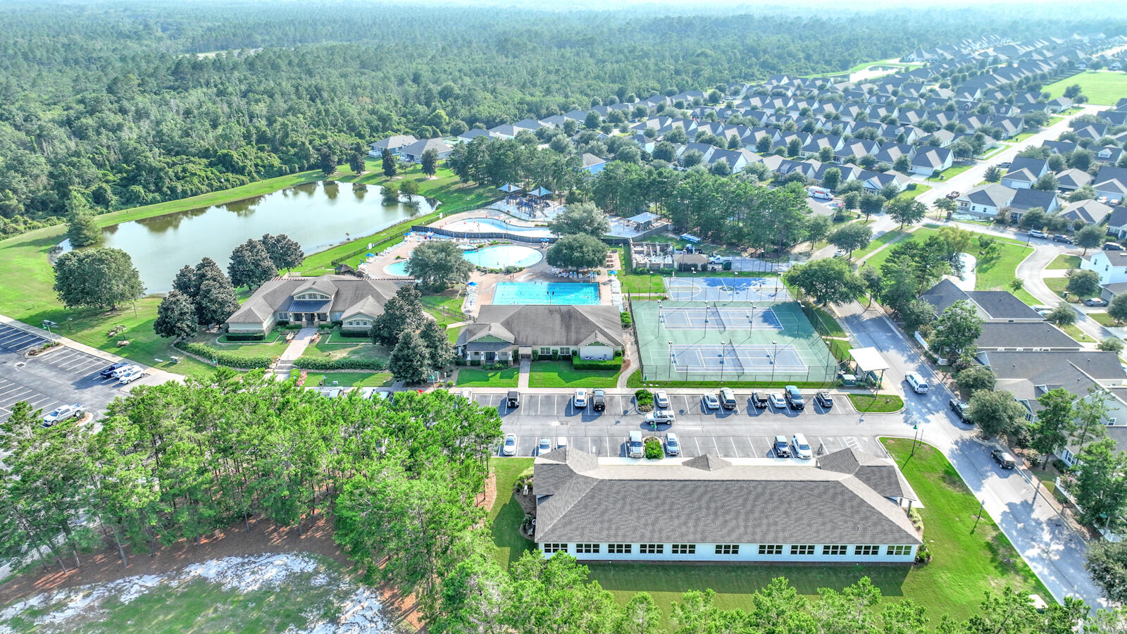 HAMMOCK BAY - Residential