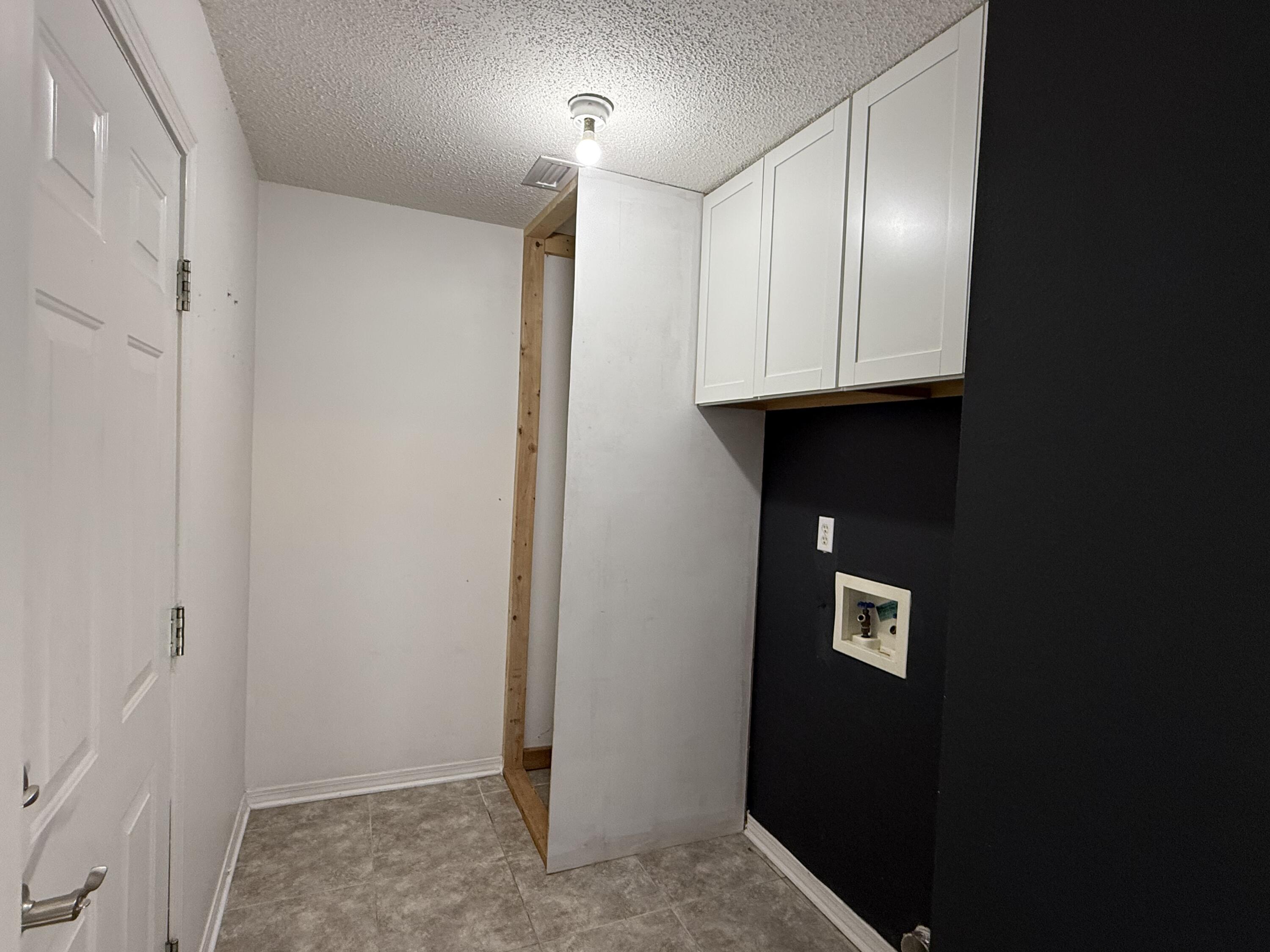 ROBLEDAL ESTATES - Residential