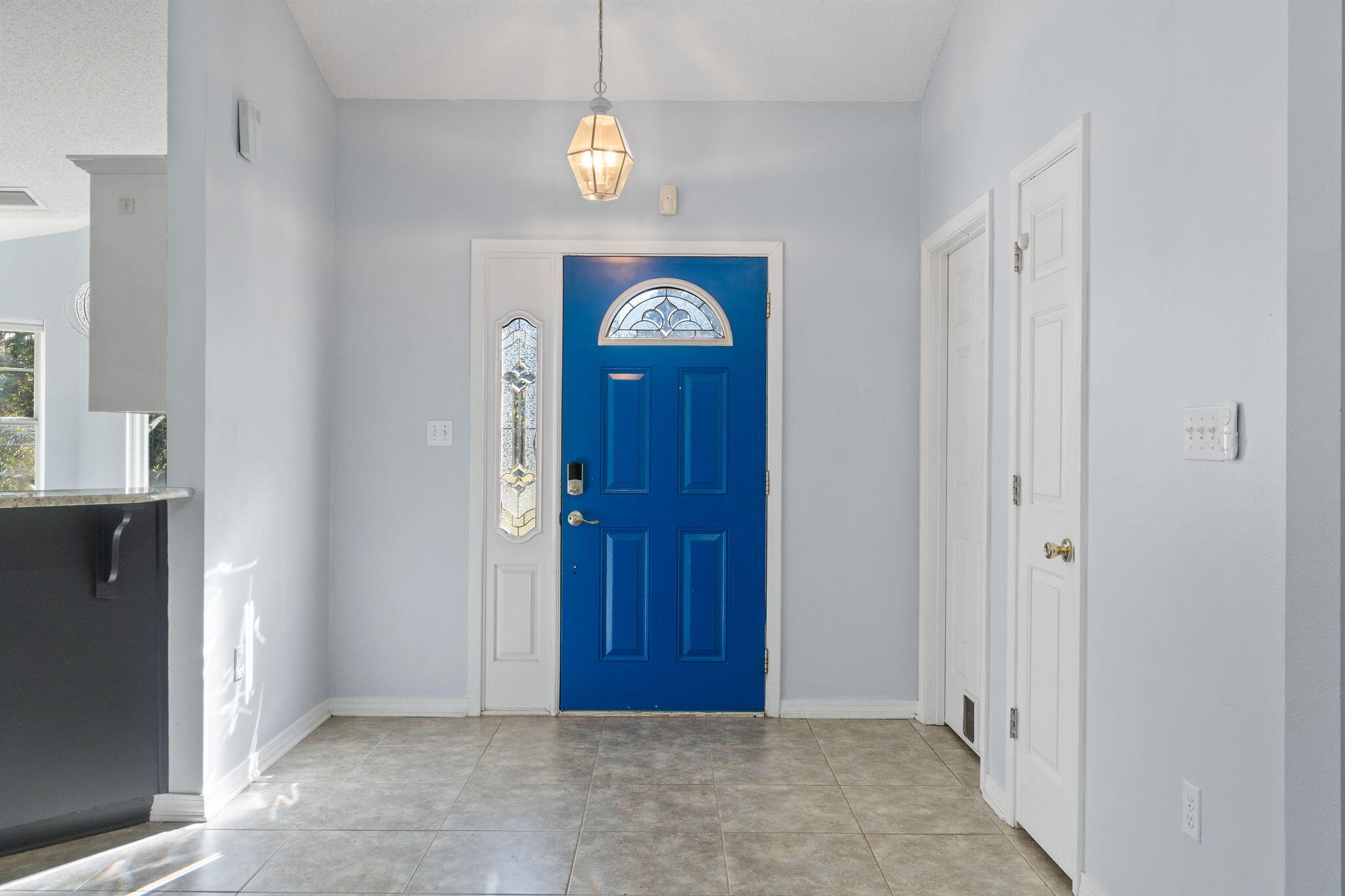 ROBLEDAL ESTATES - Residential