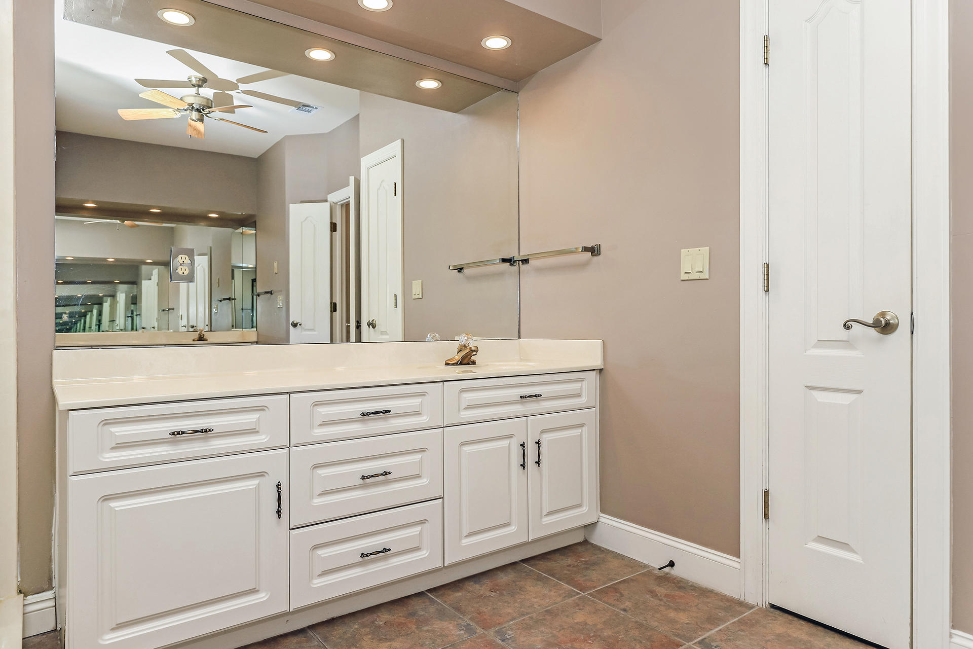 INDIAN LAKE PH 3 - Residential