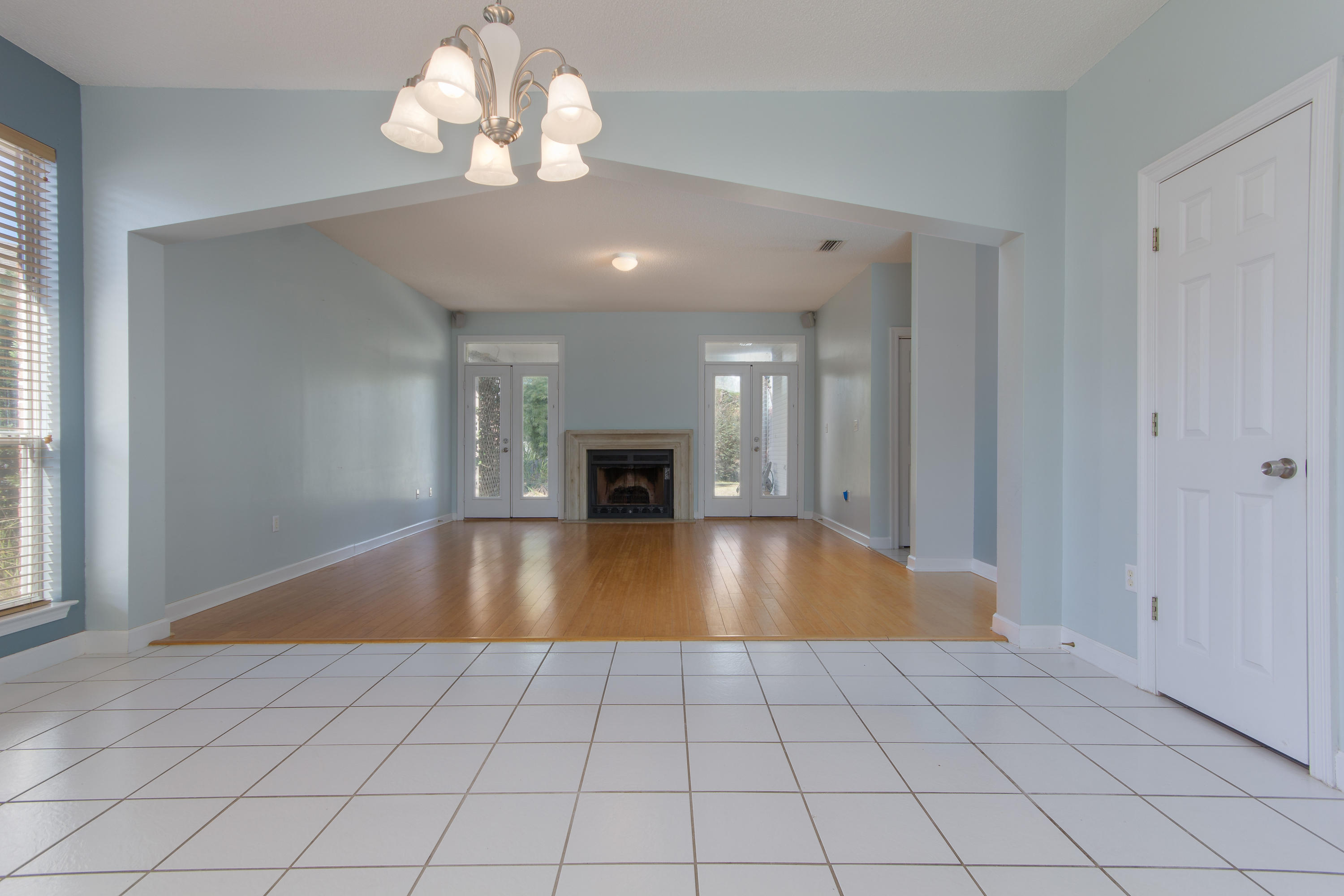 ESCADA - Residential