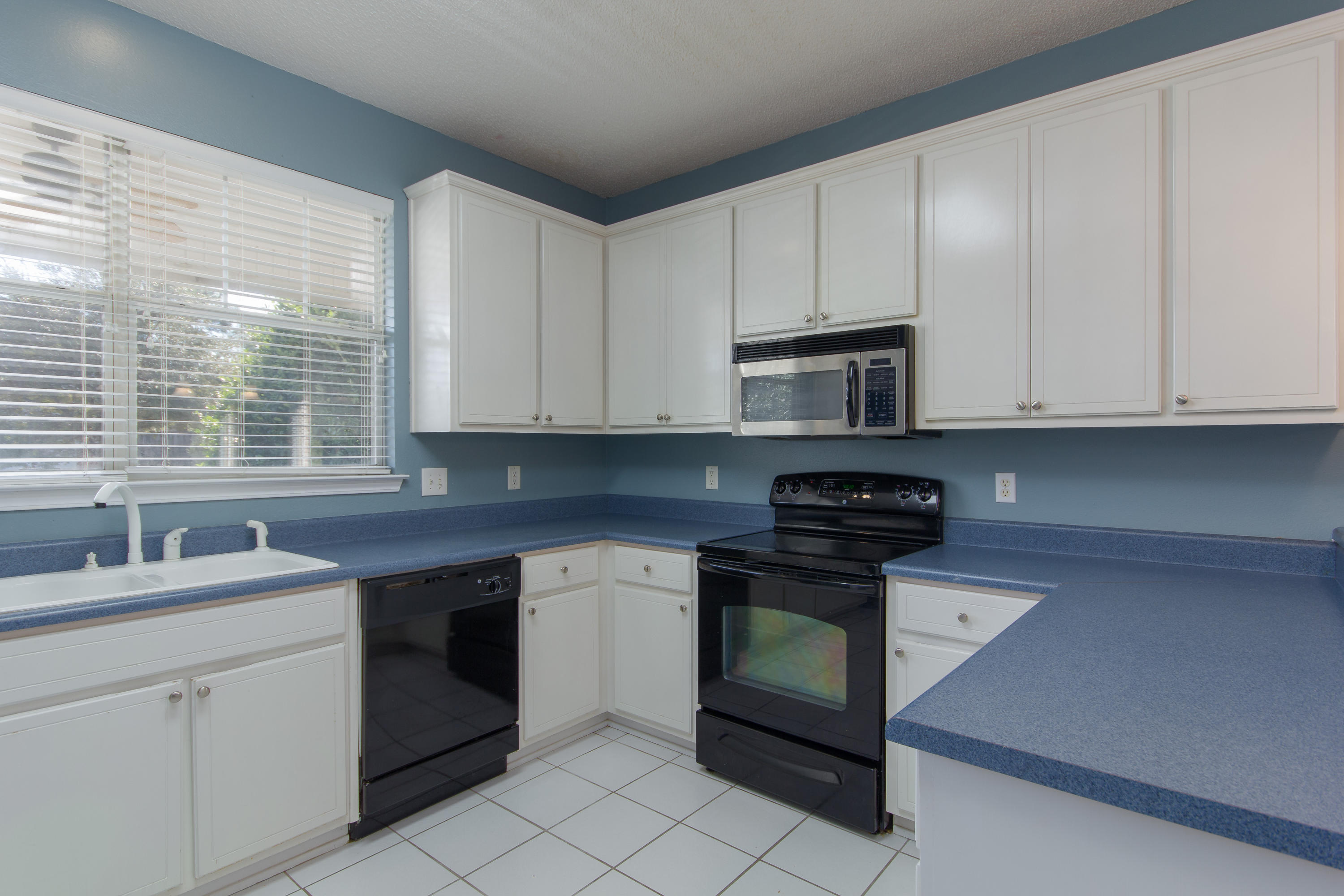 ESCADA - Residential