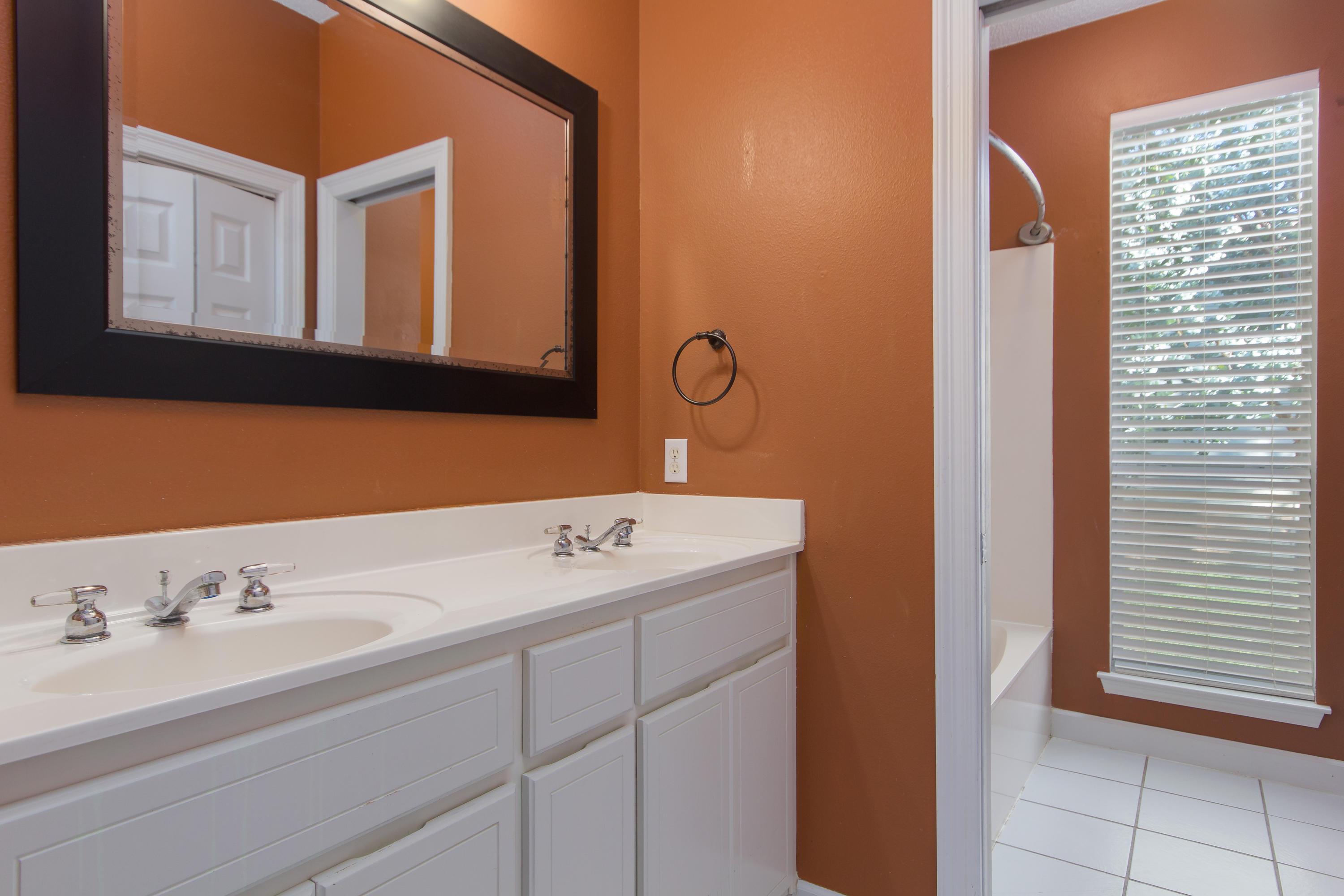 ESCADA - Residential