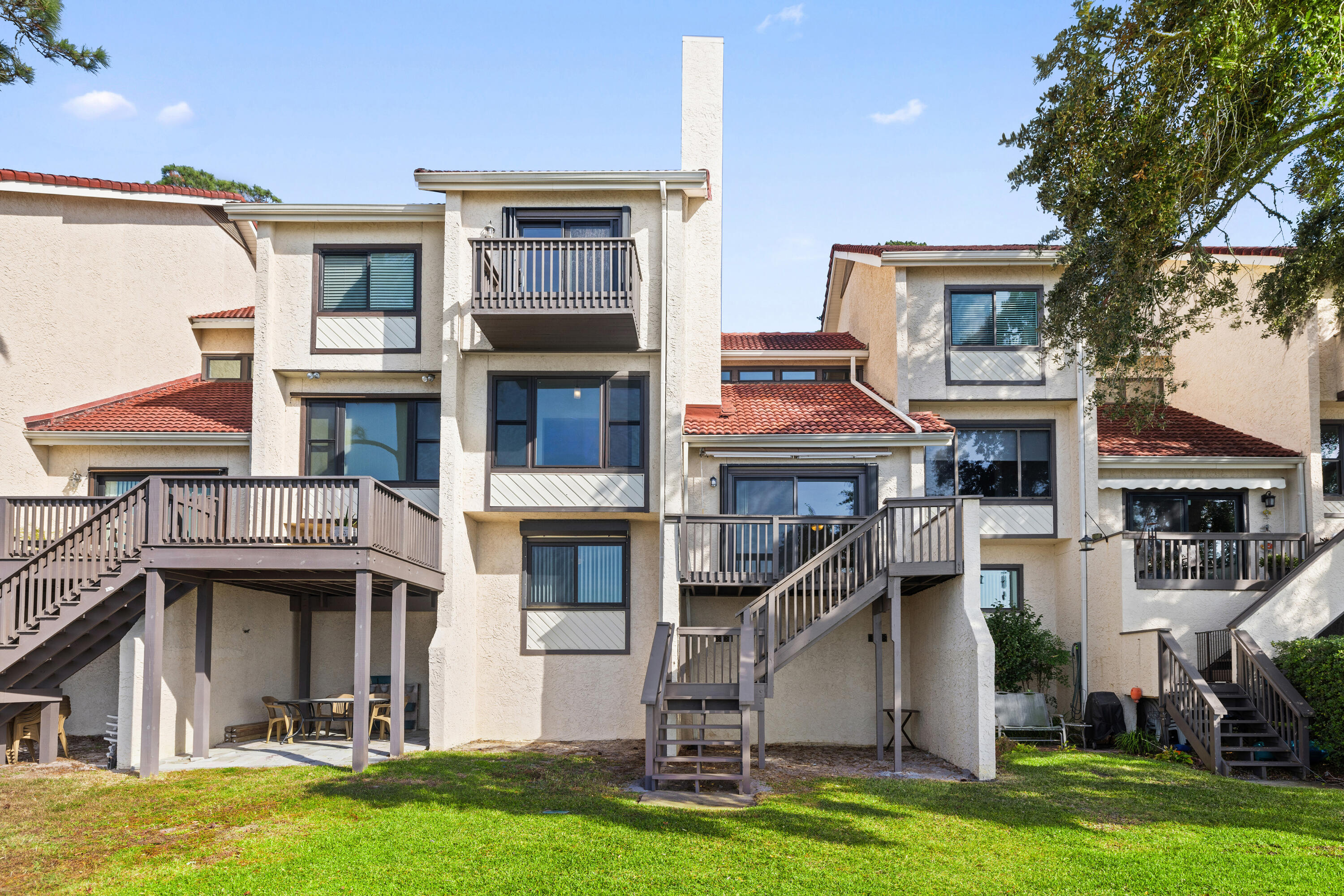 MARINA COVE VILLAGE PH 3 - Residential