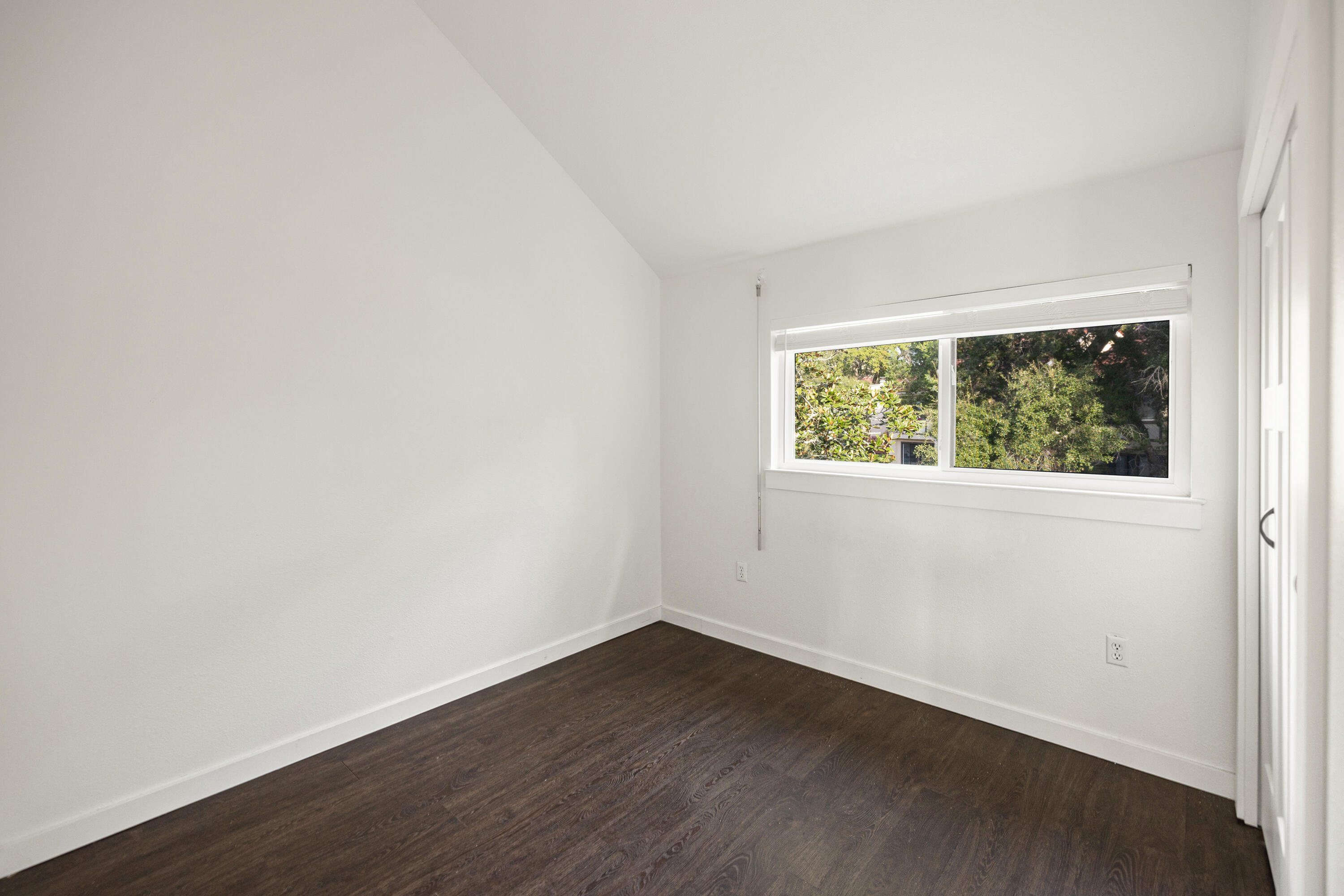 MARINA COVE VILLAGE PH 3 - Residential