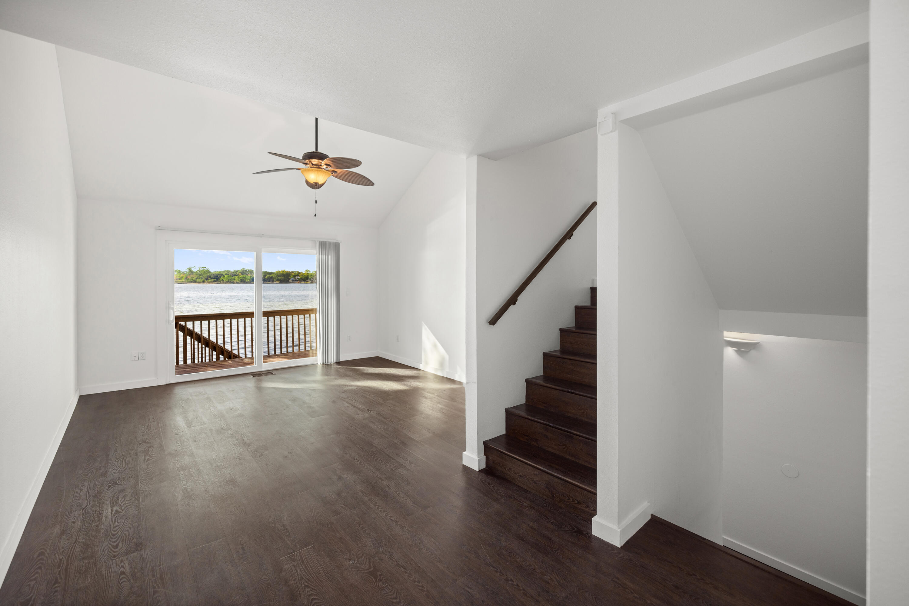 MARINA COVE VILLAGE PH 3 - Residential