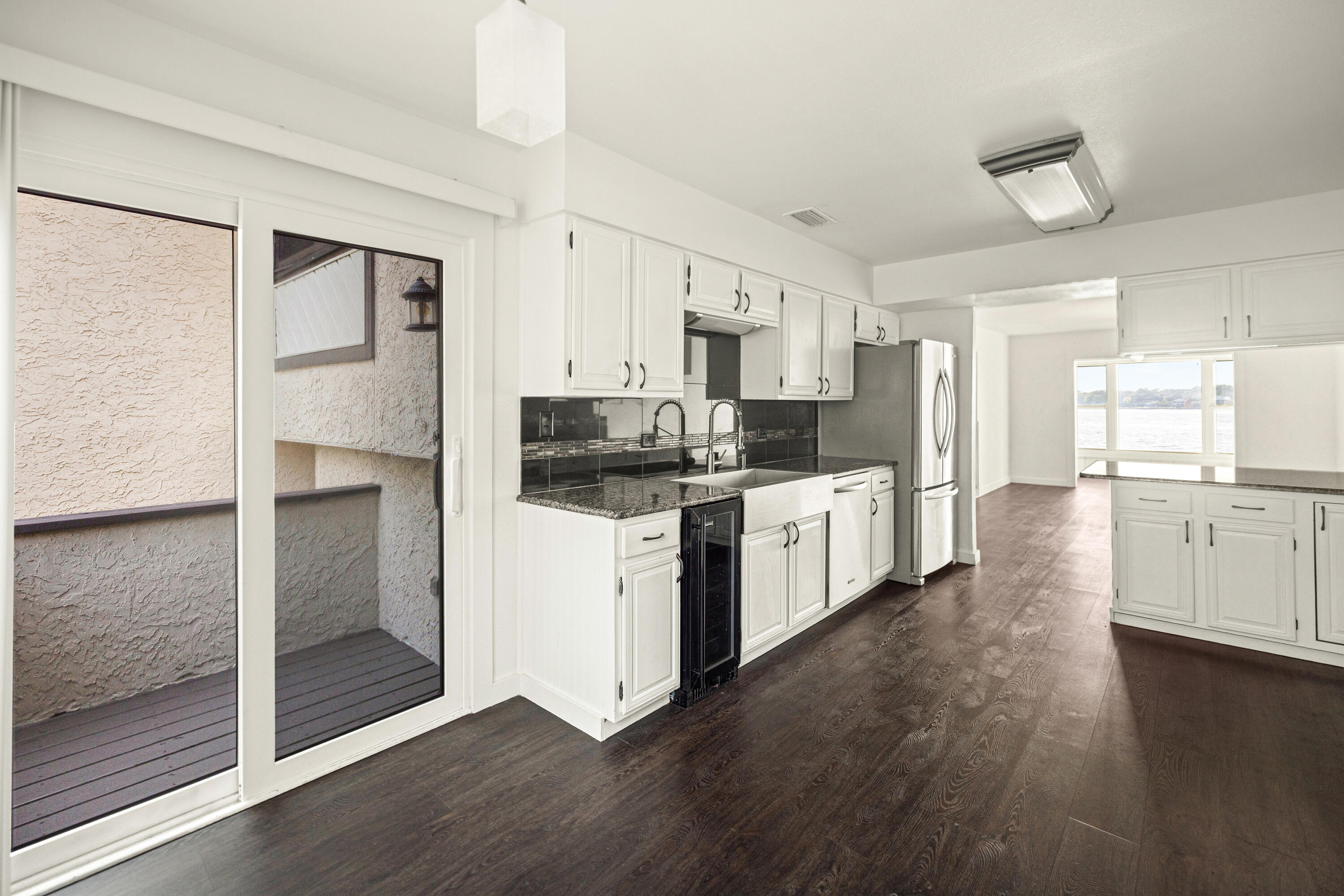 MARINA COVE VILLAGE PH 3 - Residential