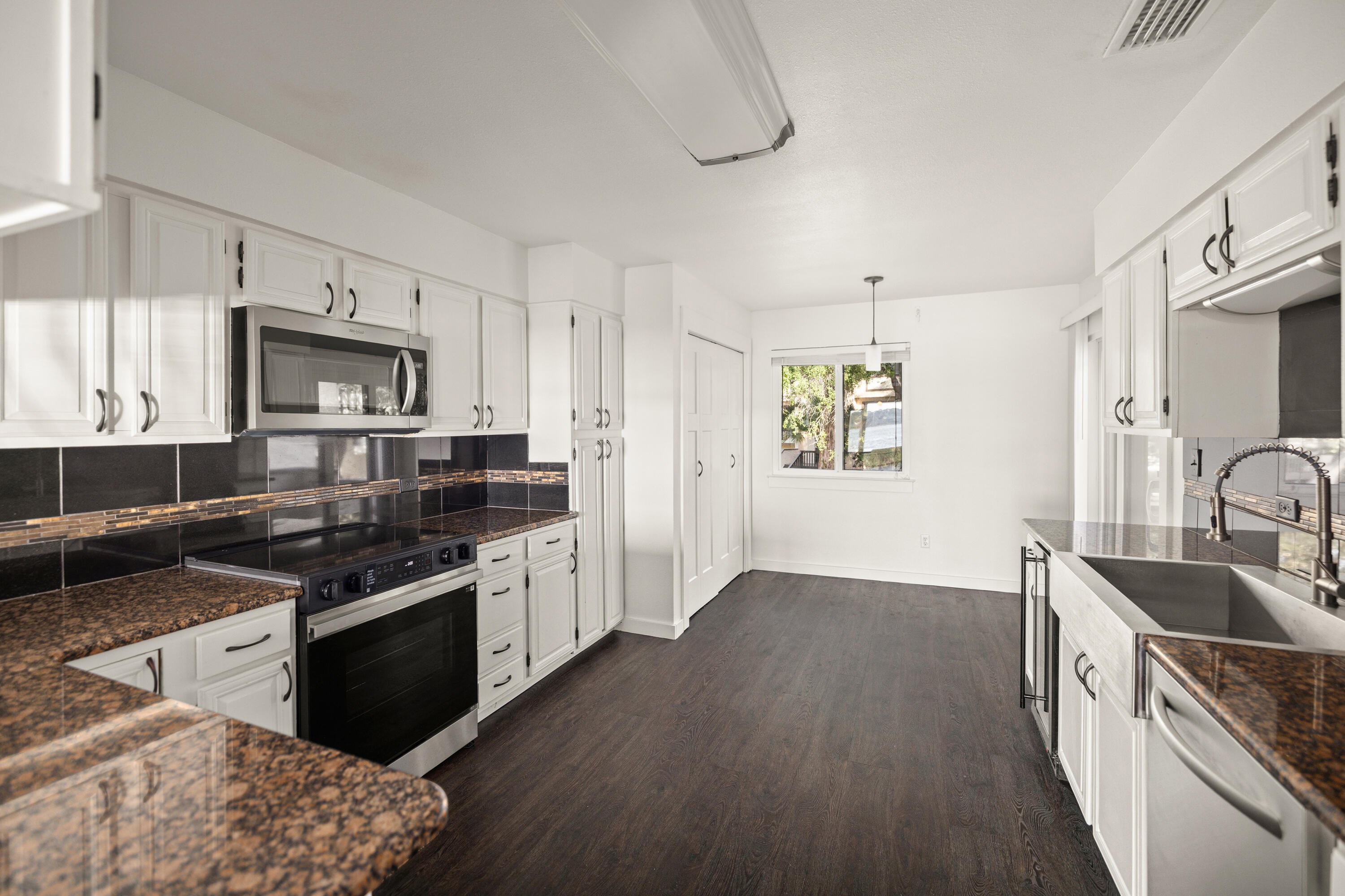 MARINA COVE VILLAGE PH 3 - Residential