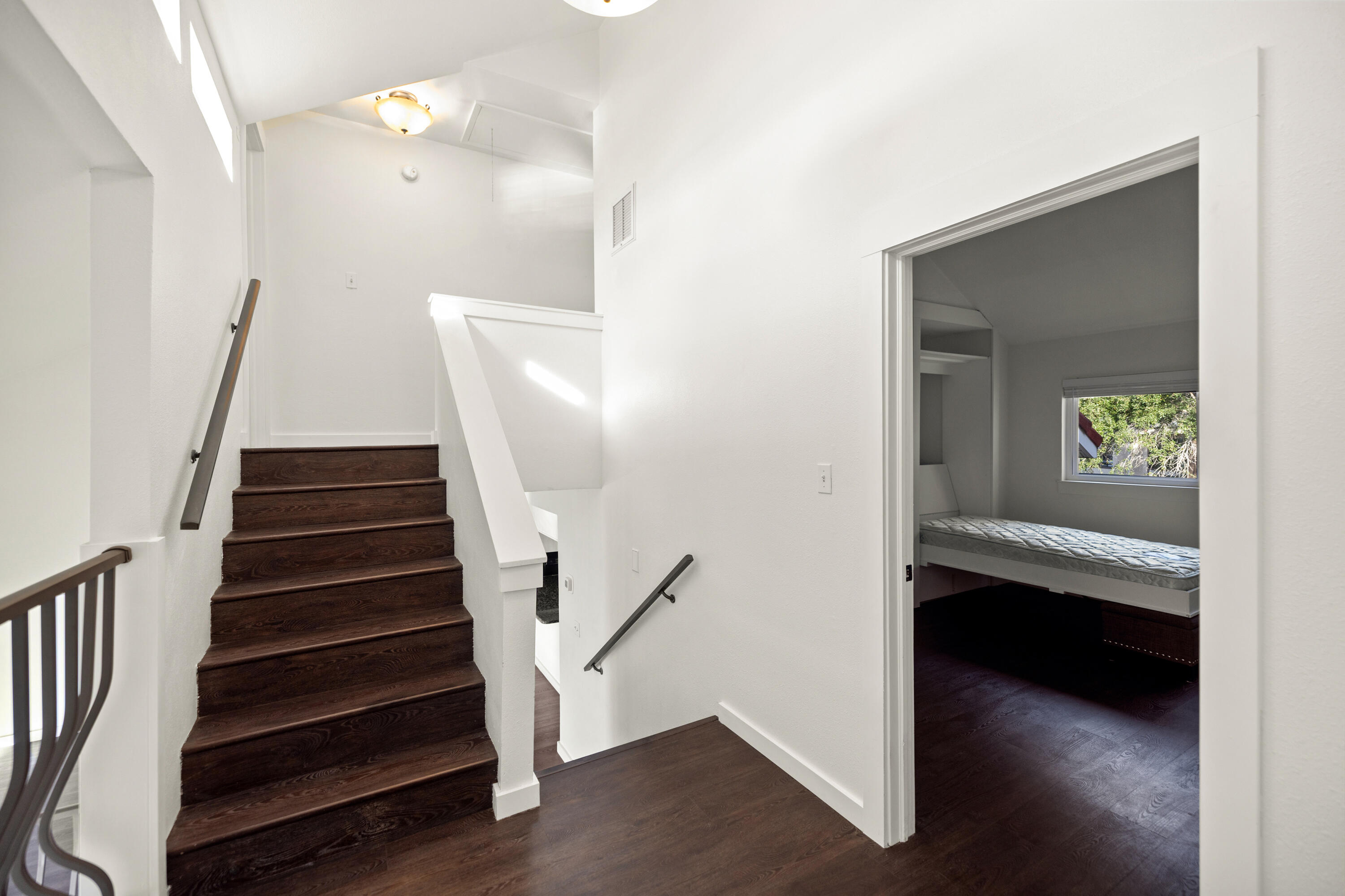 MARINA COVE VILLAGE PH 3 - Residential