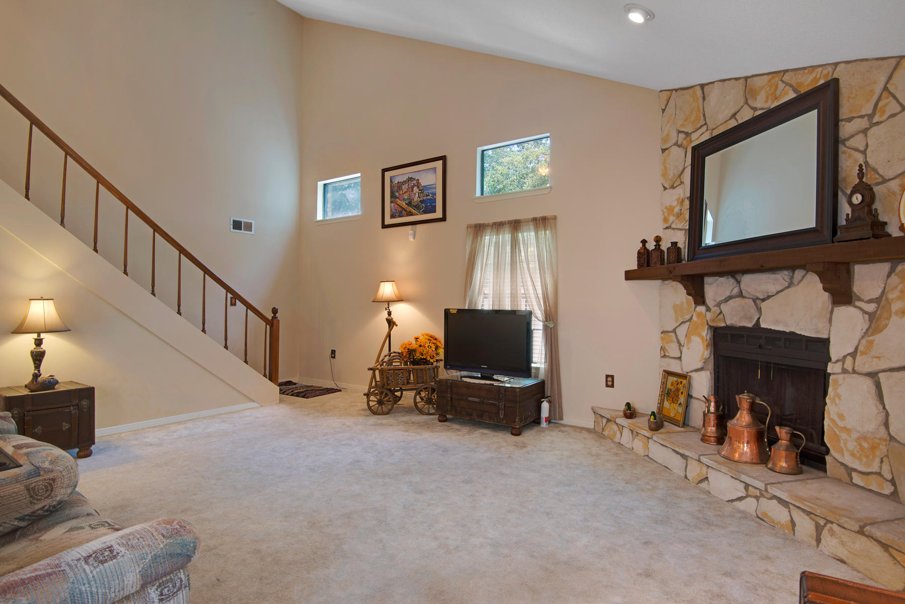 DONLABROOK GARDYNS - Residential