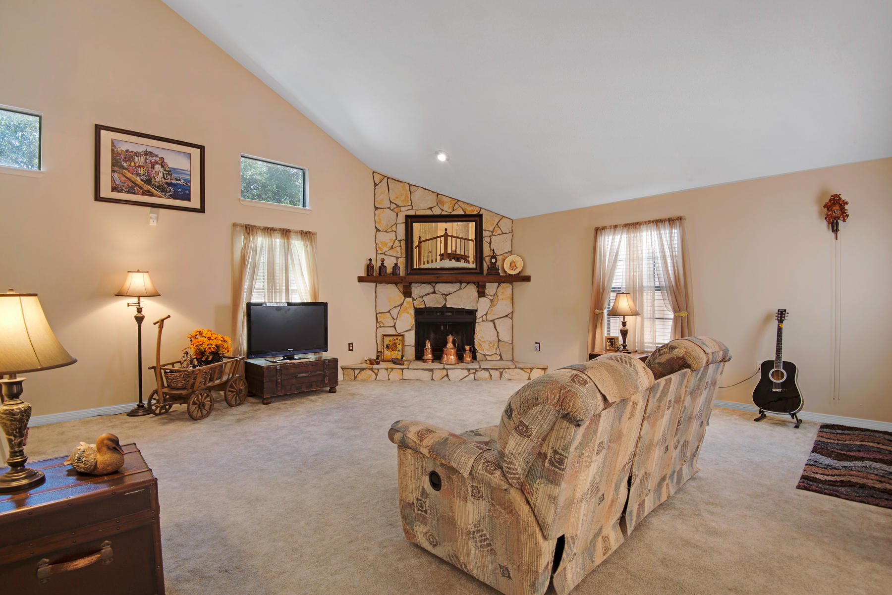 DONLABROOK GARDYNS - Residential