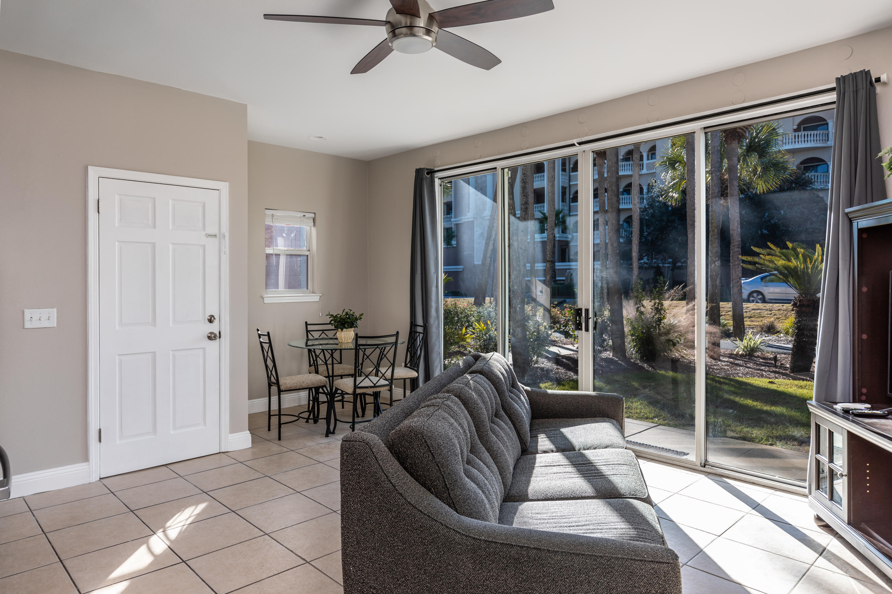 NANTUCKET COTTAGES - Residential