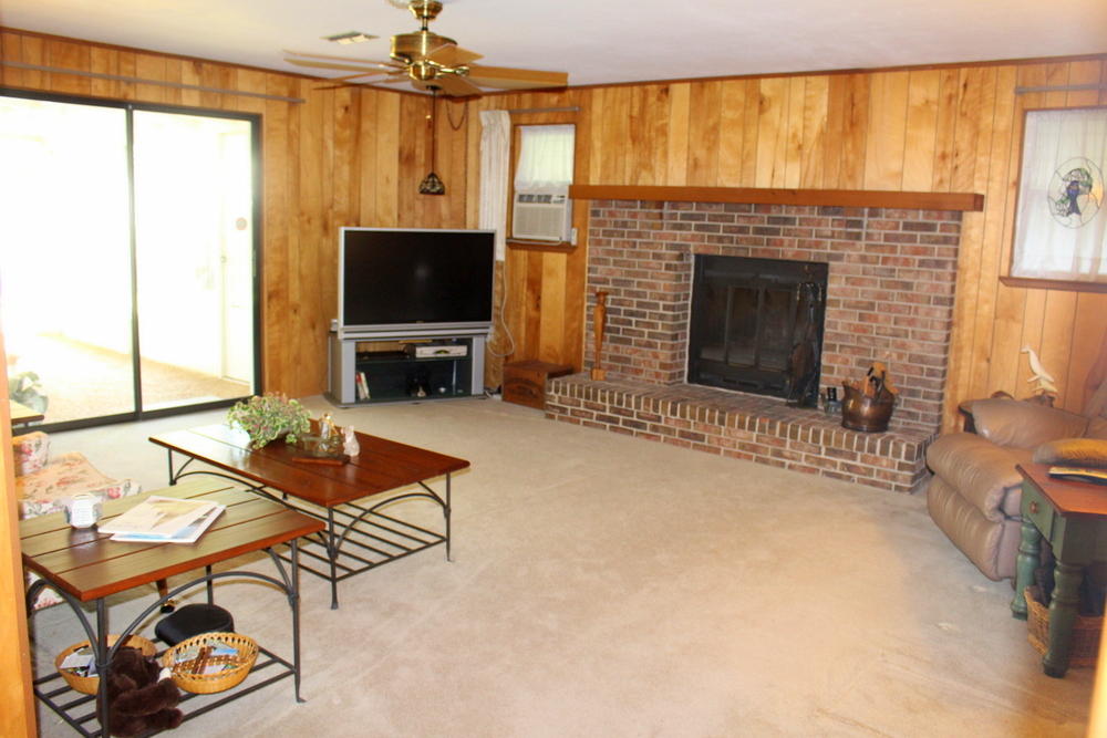 OAK TREE PARK - Residential