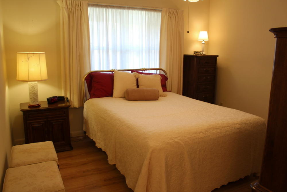 OAK TREE PARK - Residential