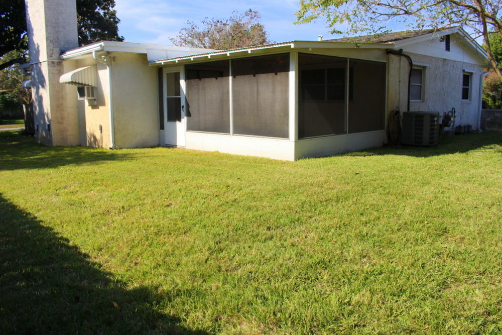 OAK TREE PARK - Residential