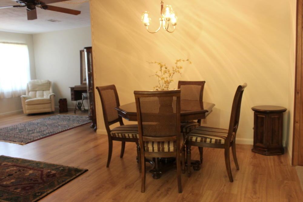 OAK TREE PARK - Residential