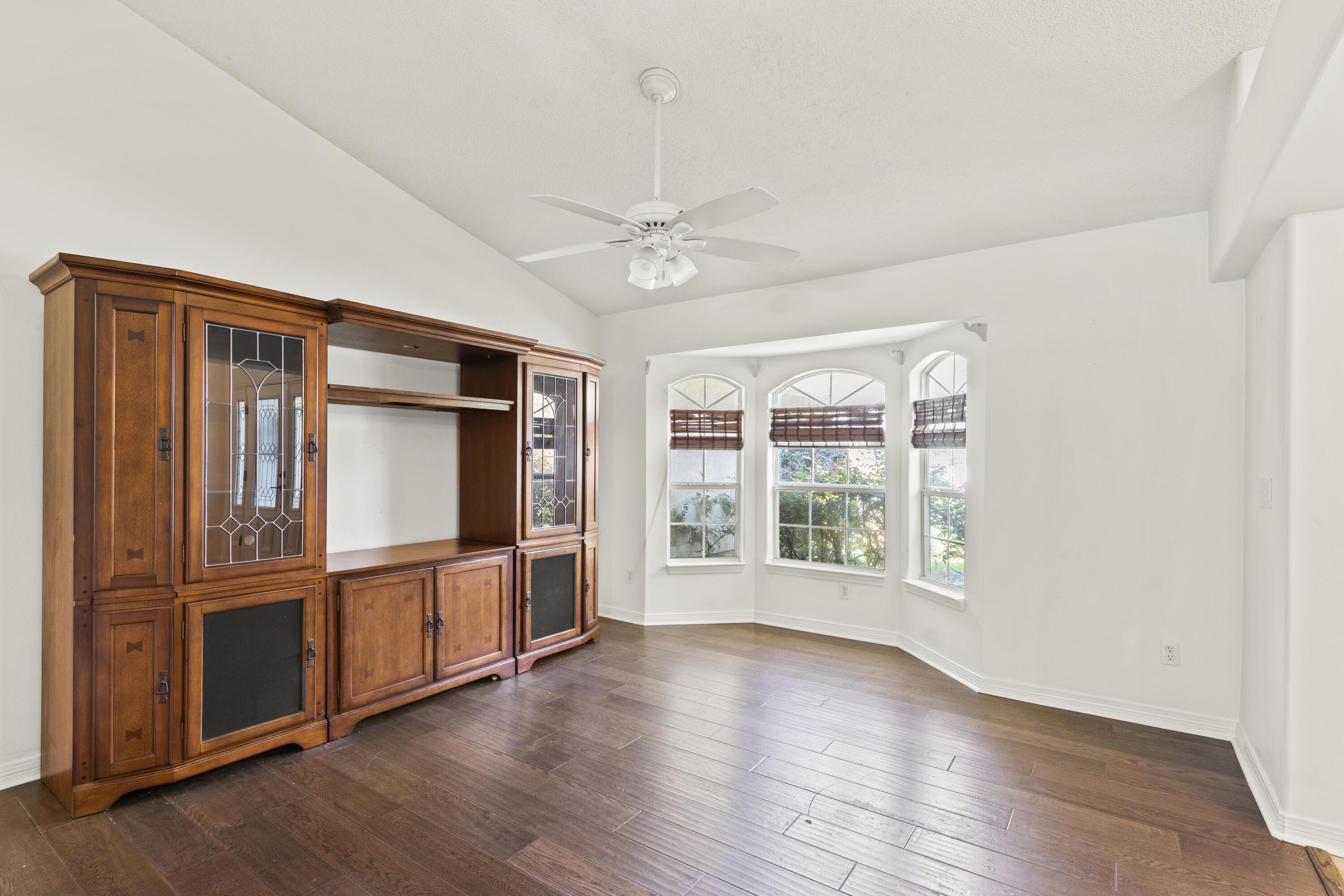 SOUND HAMMOCK - Residential