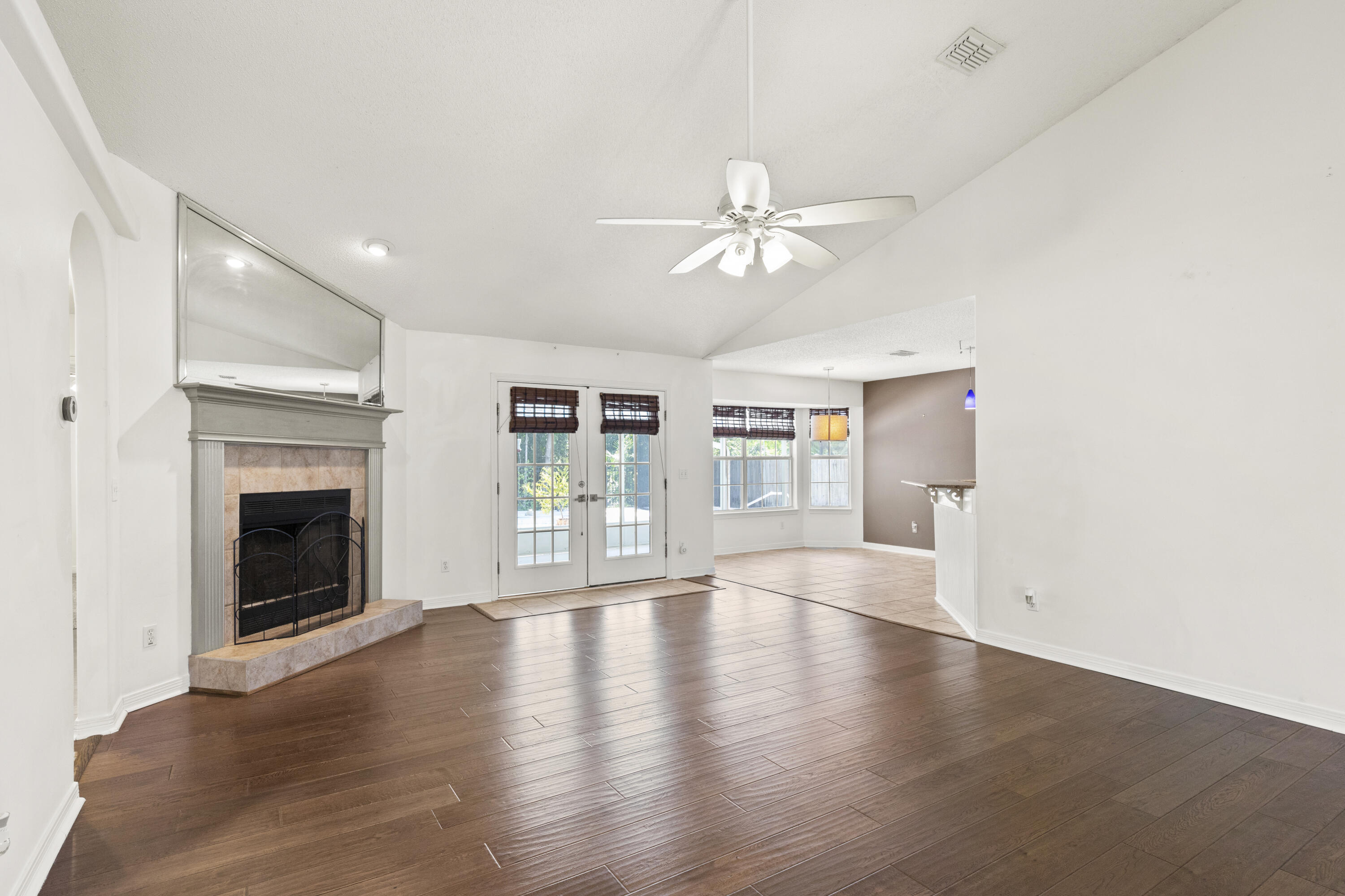 SOUND HAMMOCK - Residential