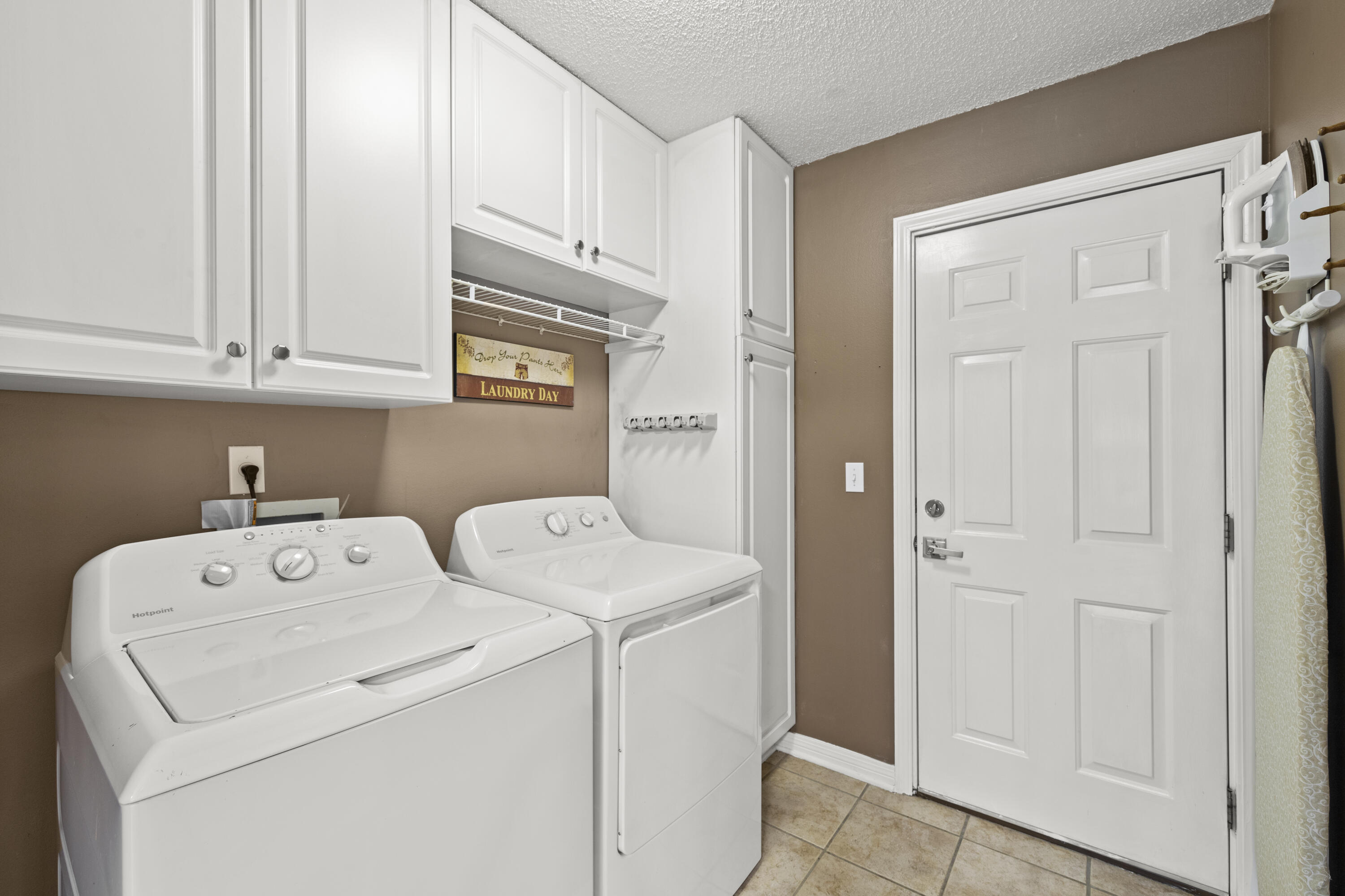 SOUND HAMMOCK - Residential